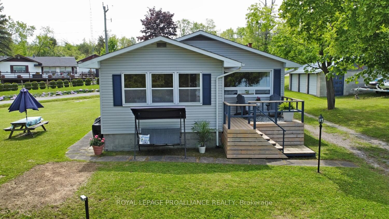 64 Langs Rd Property Photo 1