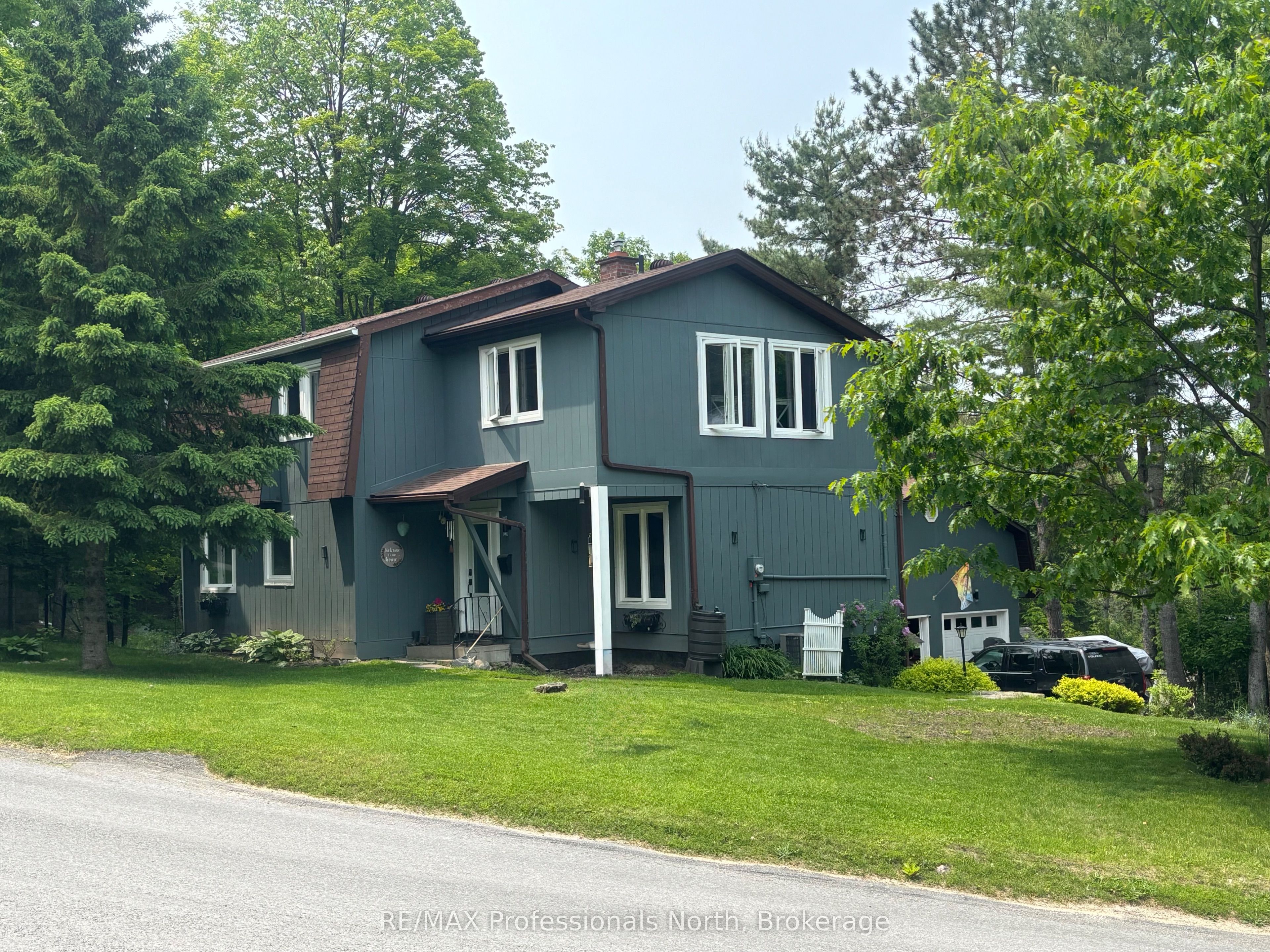 560 Mountain Street Property Photo 1