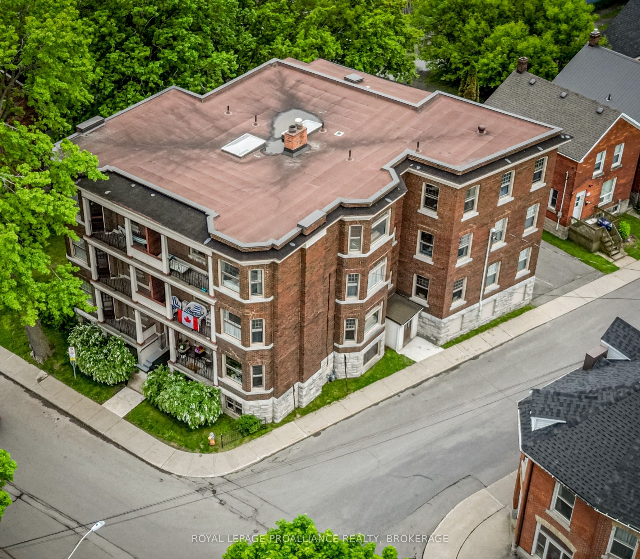 #2 - 244 Barrie Street Property Photo 1