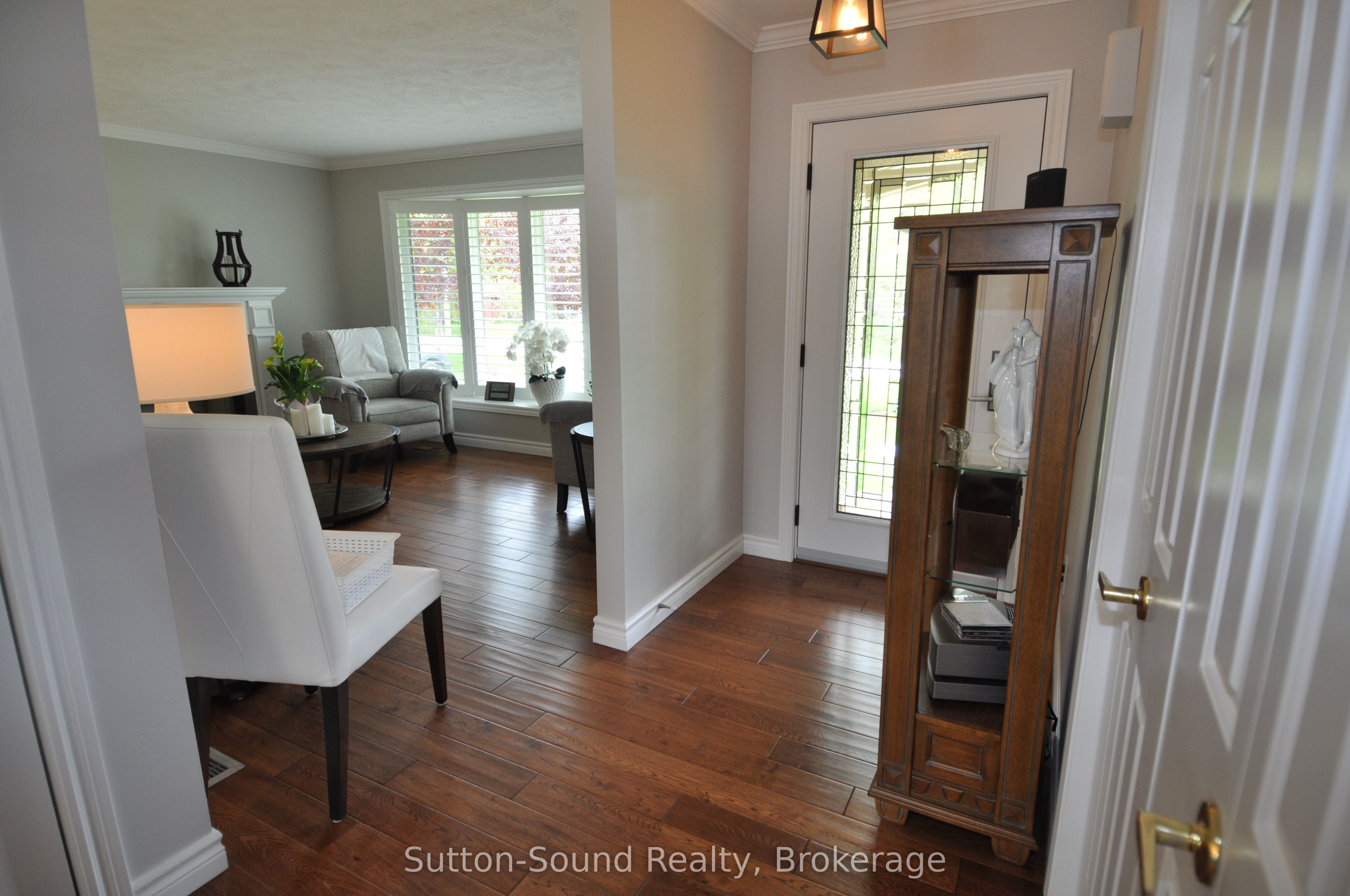 635 26th Street W Property Photo 6