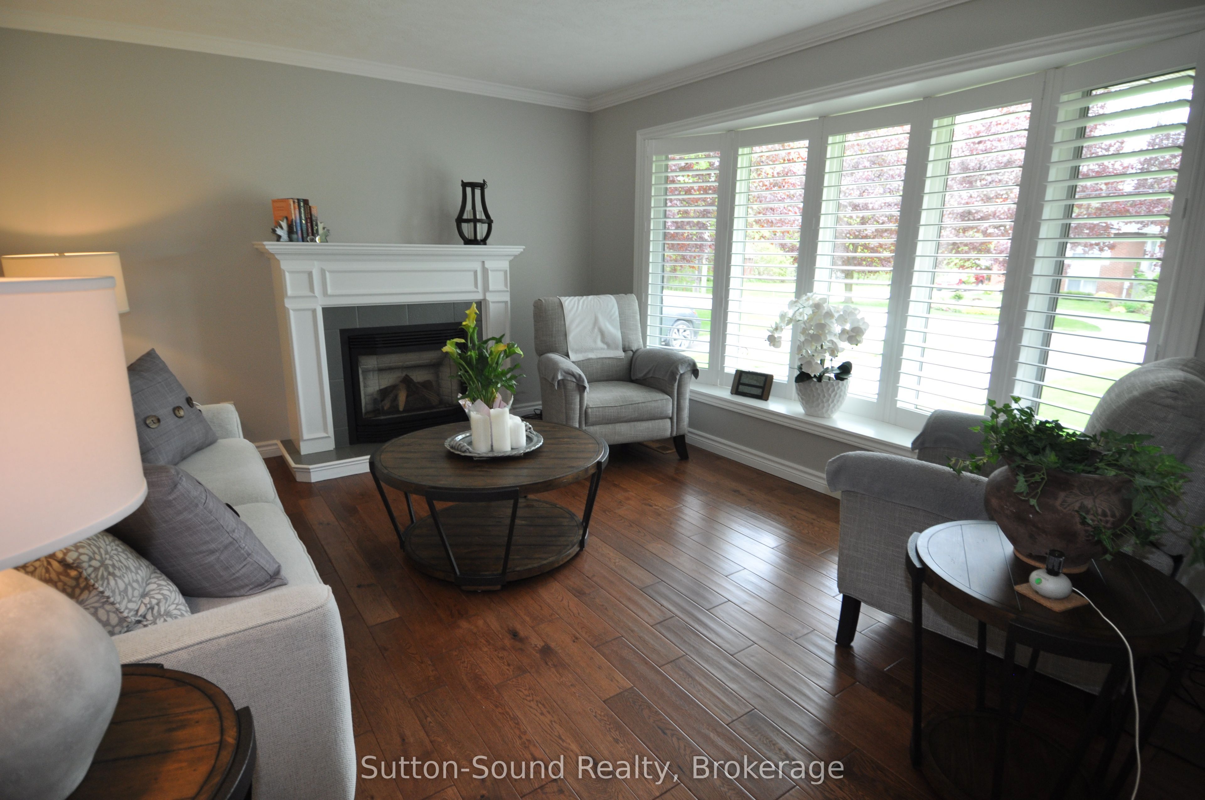 635 26th Street W Property Photo 8