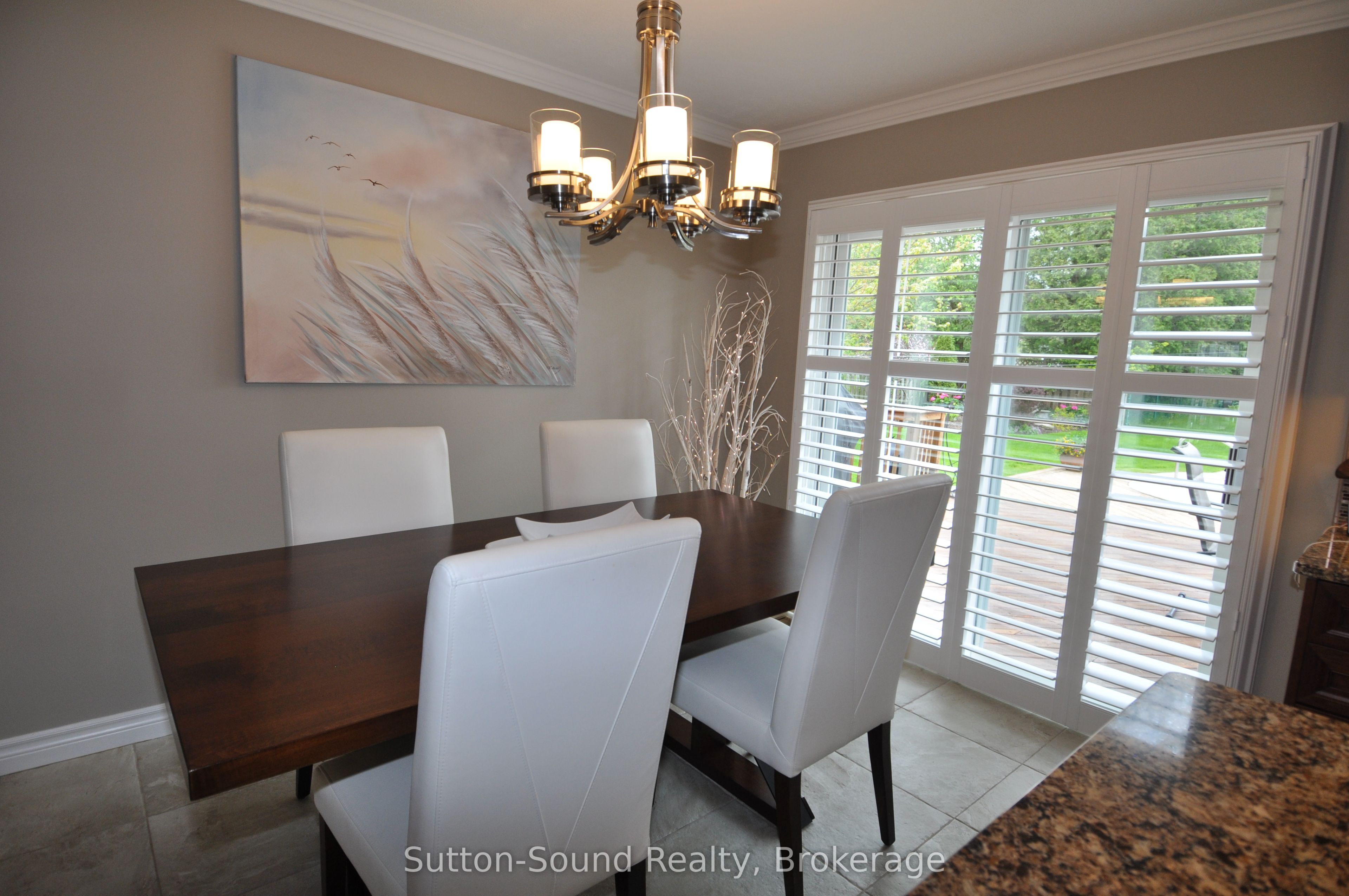 635 26th Street W Property Photo 9