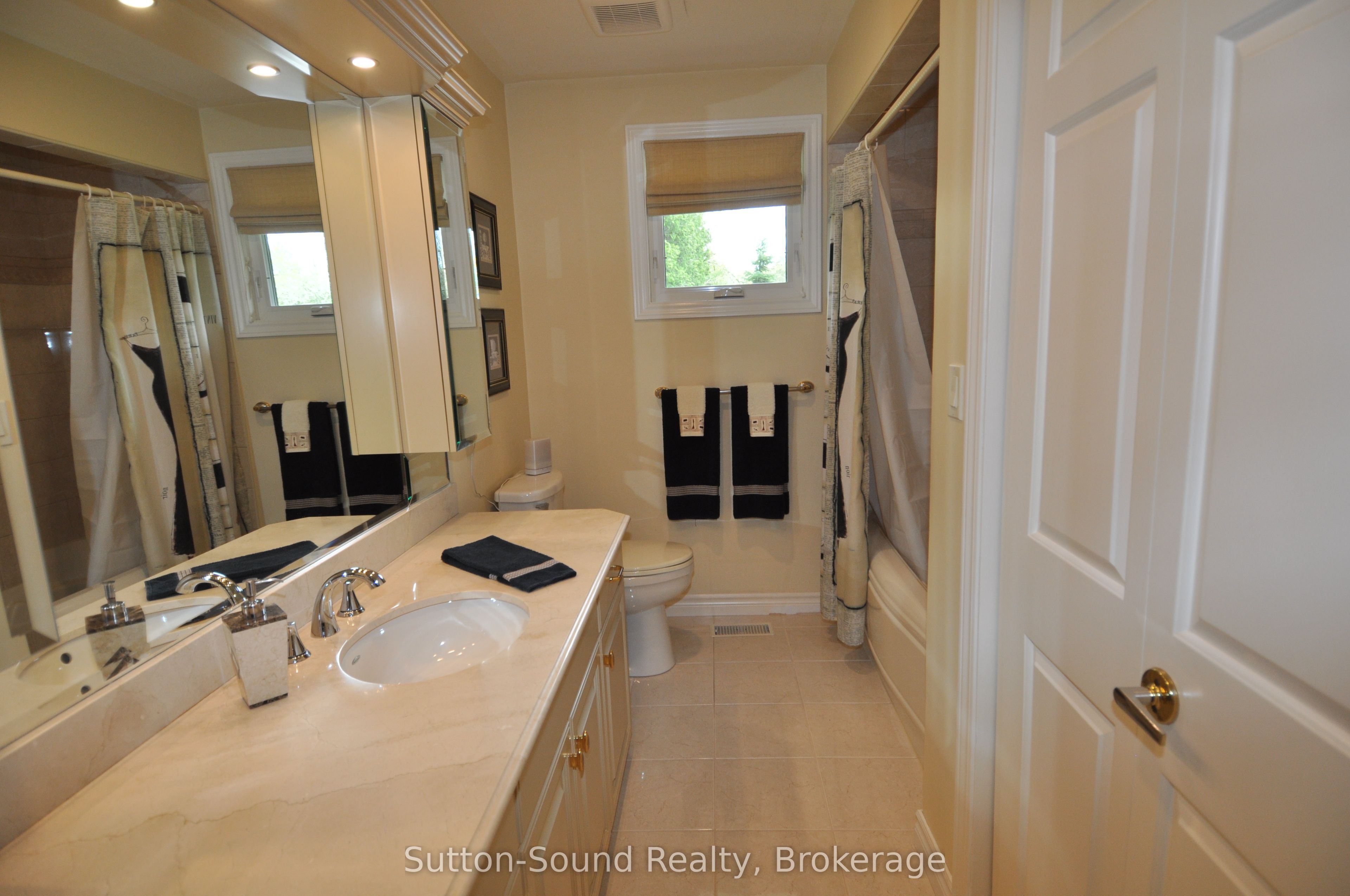 635 26th Street W Property Photo 17