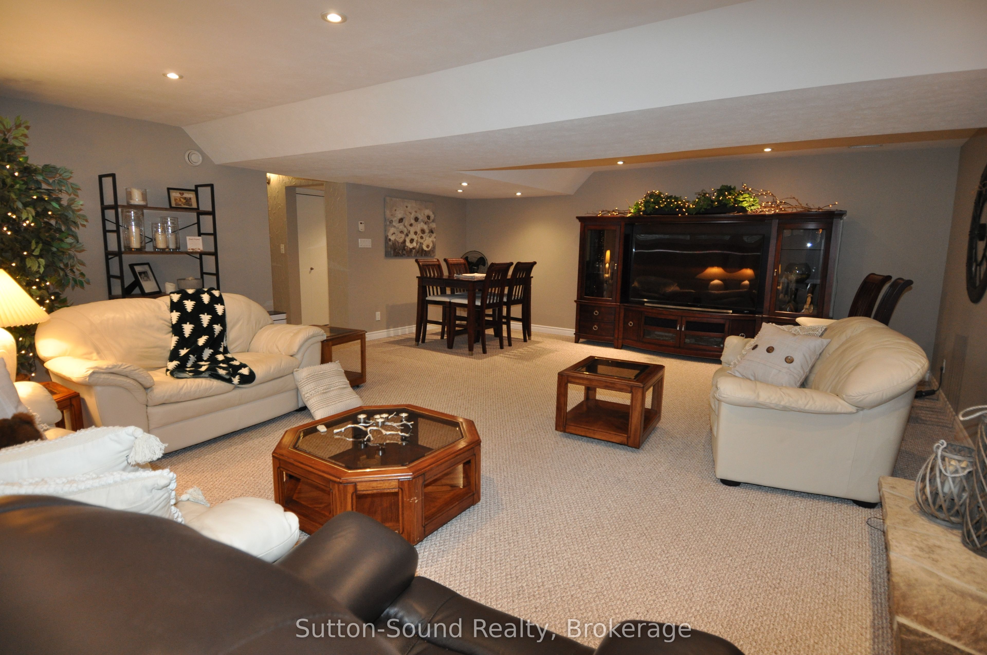 635 26th Street W Property Photo 29