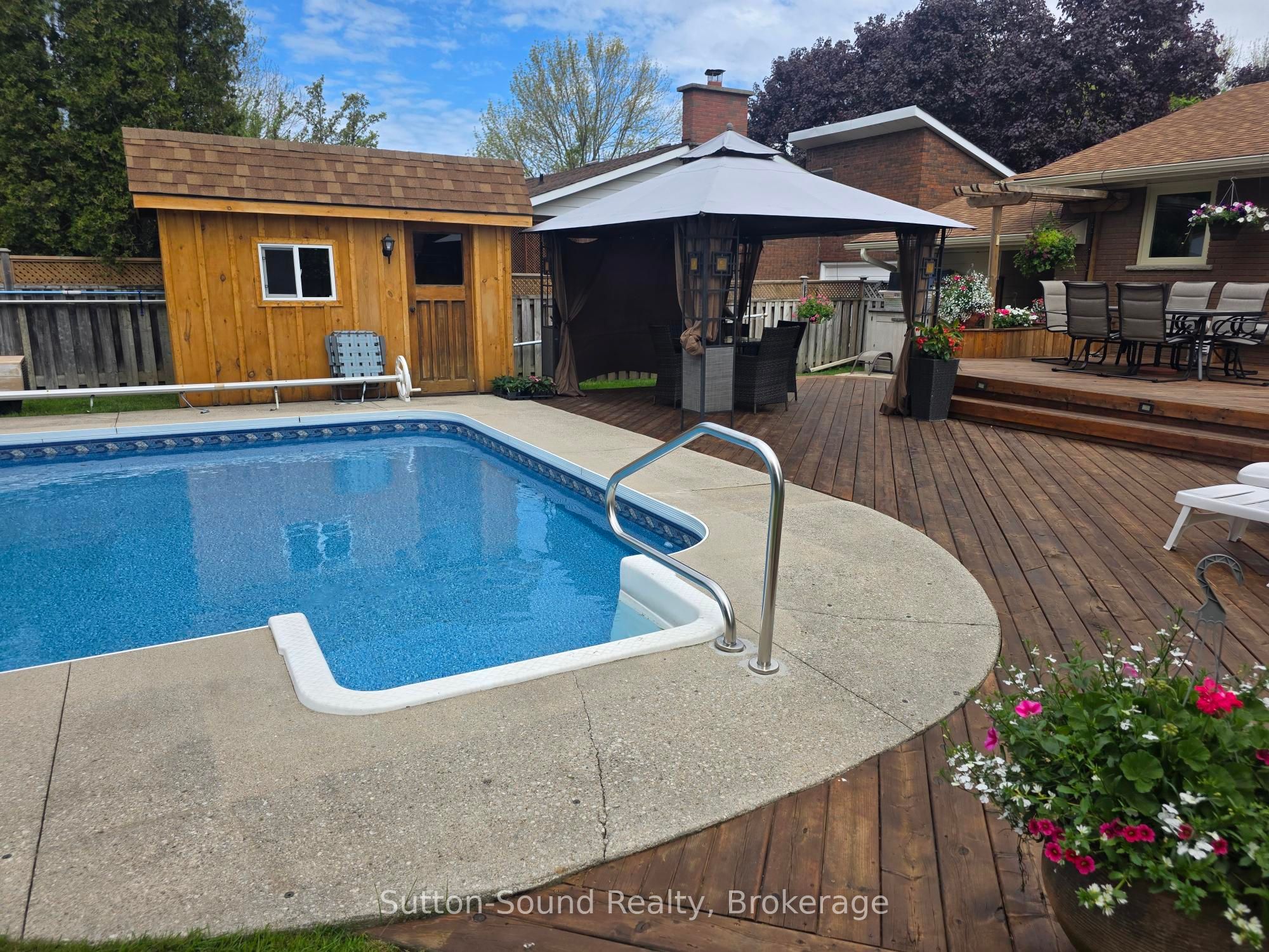 635 26th Street W Property Photo 33