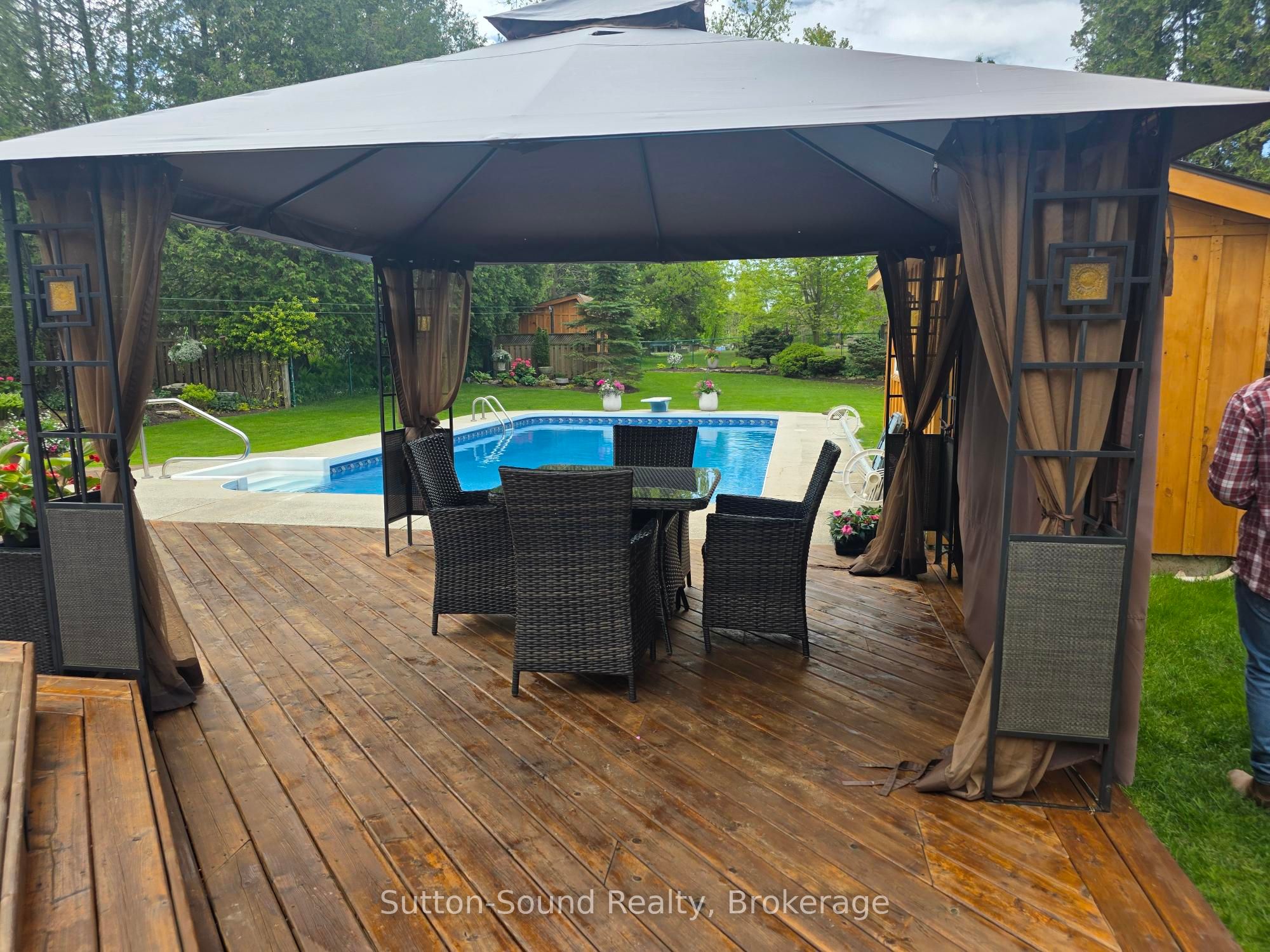 635 26th Street W Property Photo 35