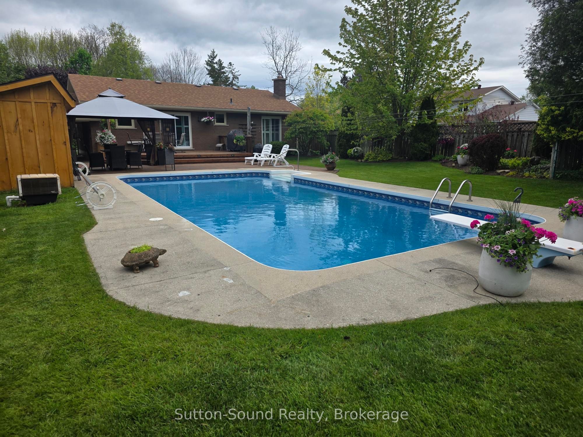 635 26th Street W Property Photo 36