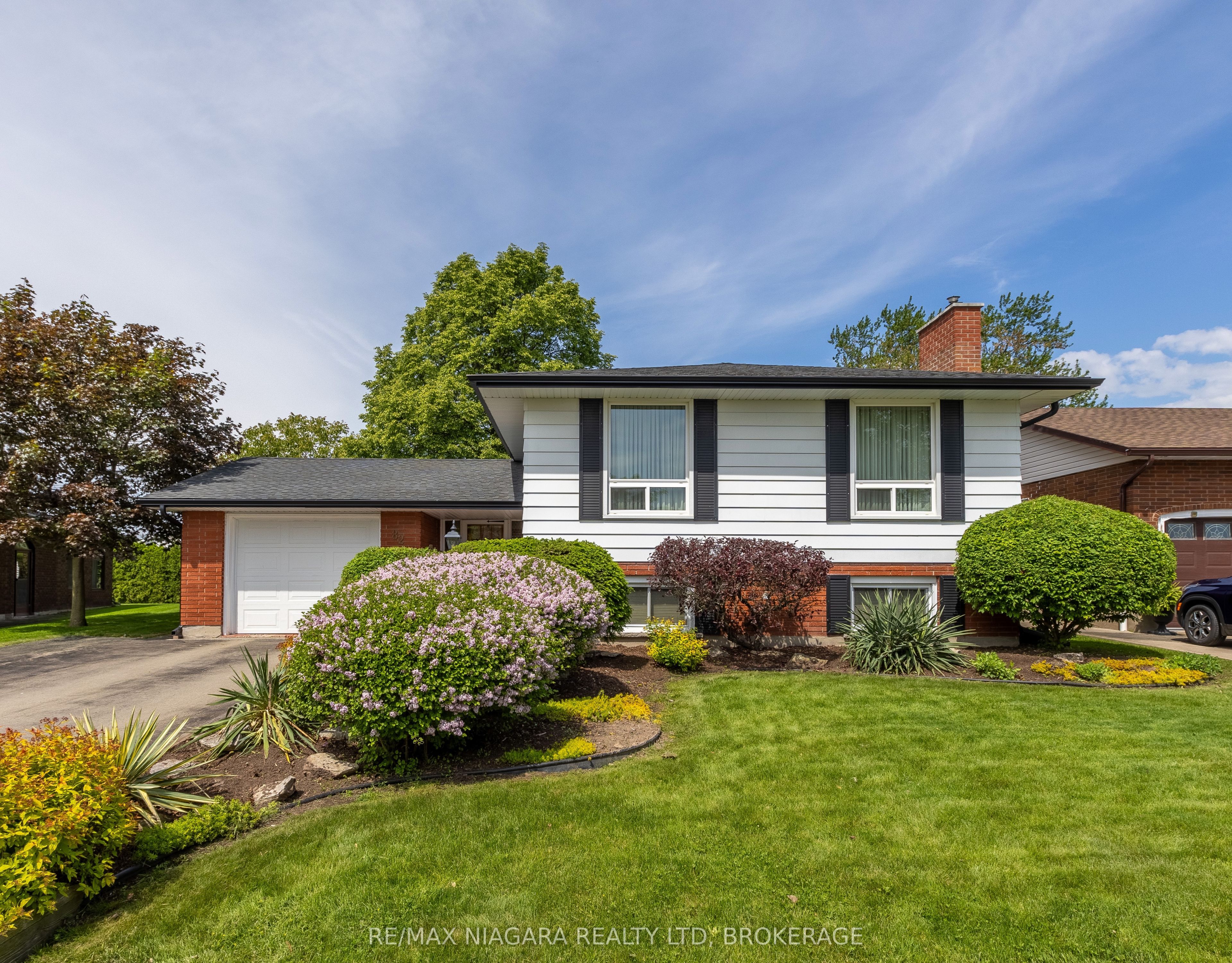 82 Westwood Crescent Property Photo 1