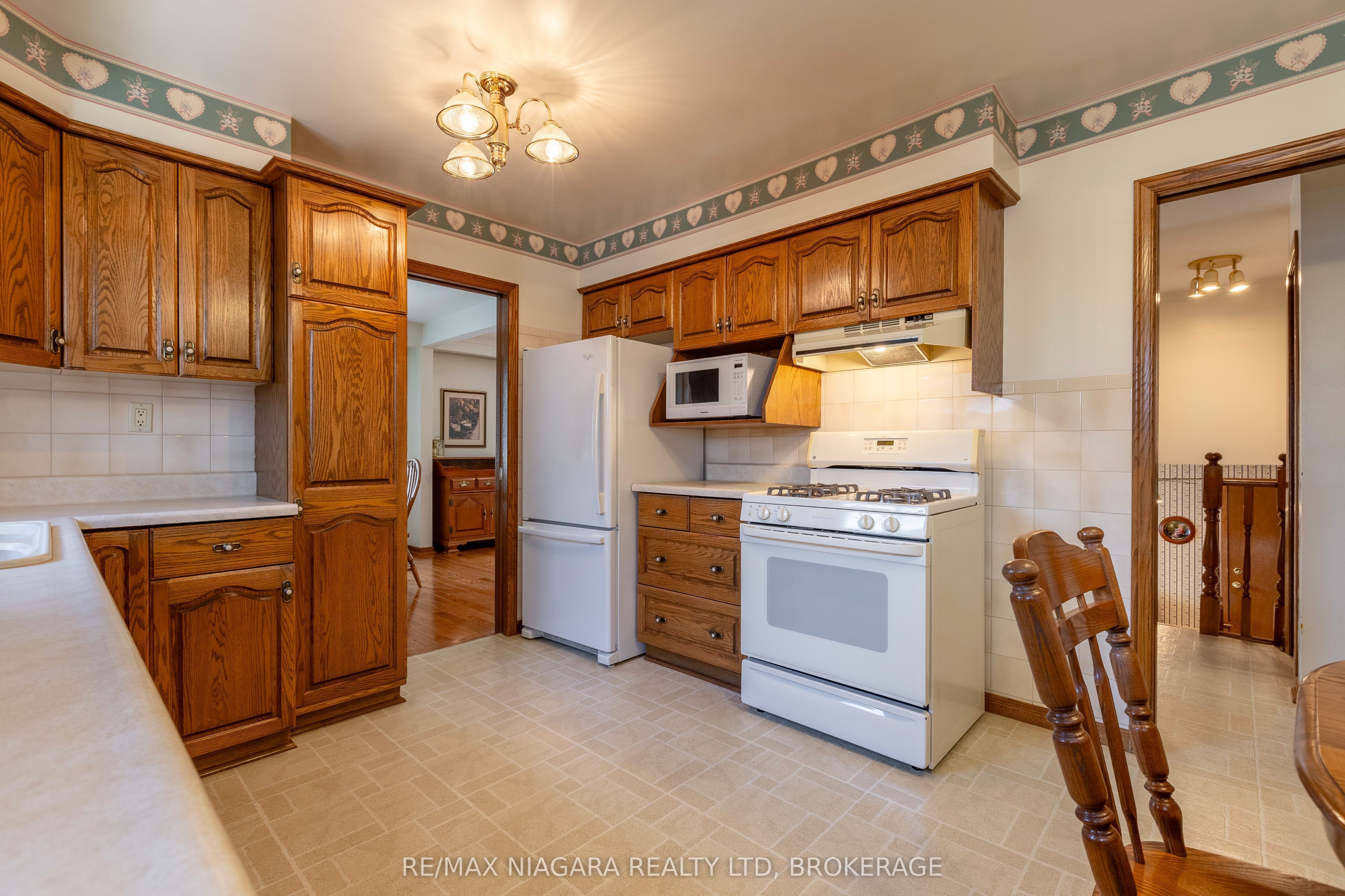 82 Westwood Crescent Property Photo 9