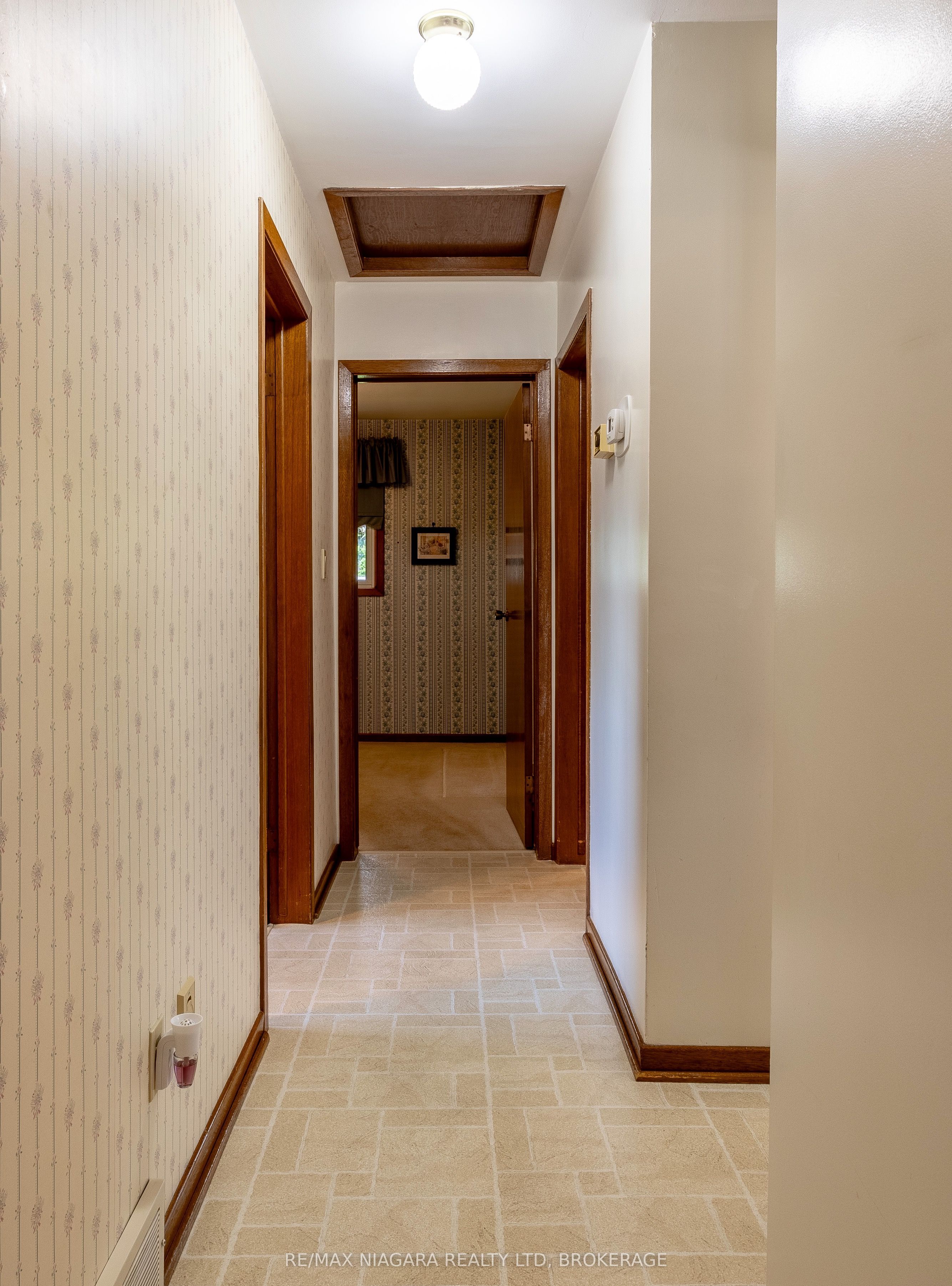 82 Westwood Crescent Property Photo 11