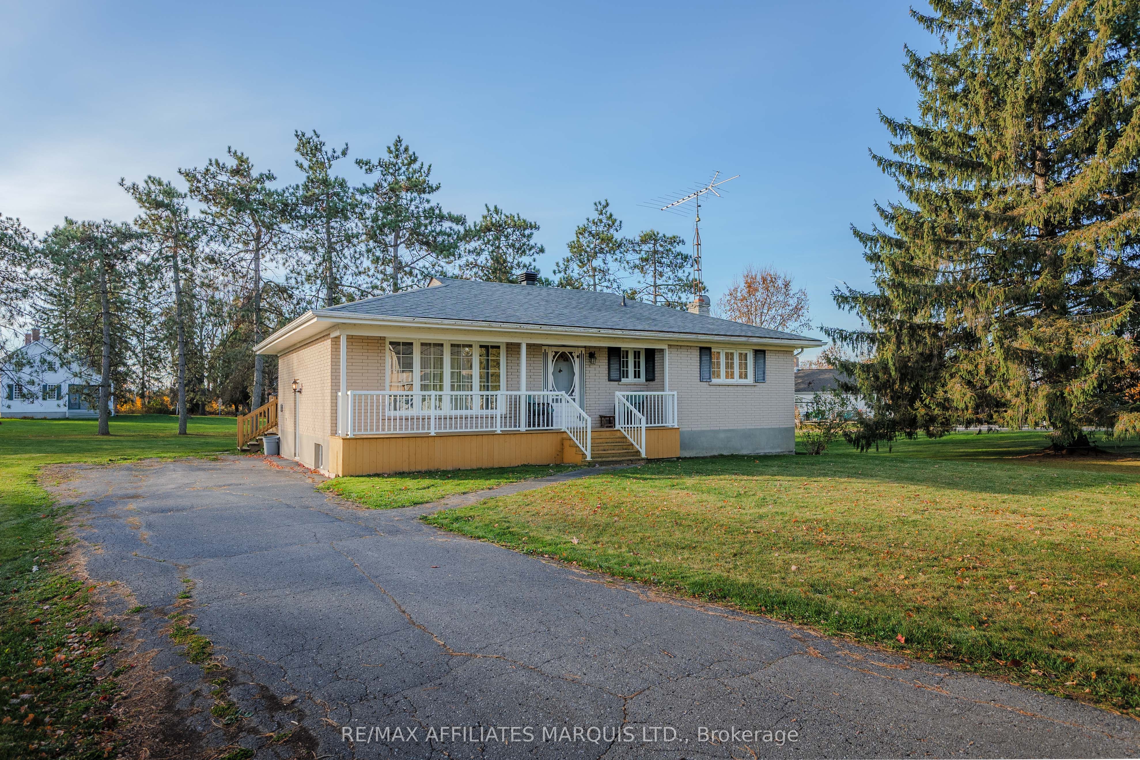 19732 John Street Property Photo 1