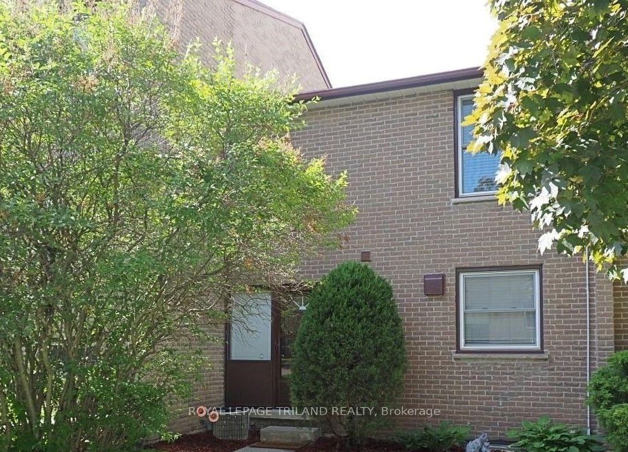 624 Wonderland Rd S Property Photo 1