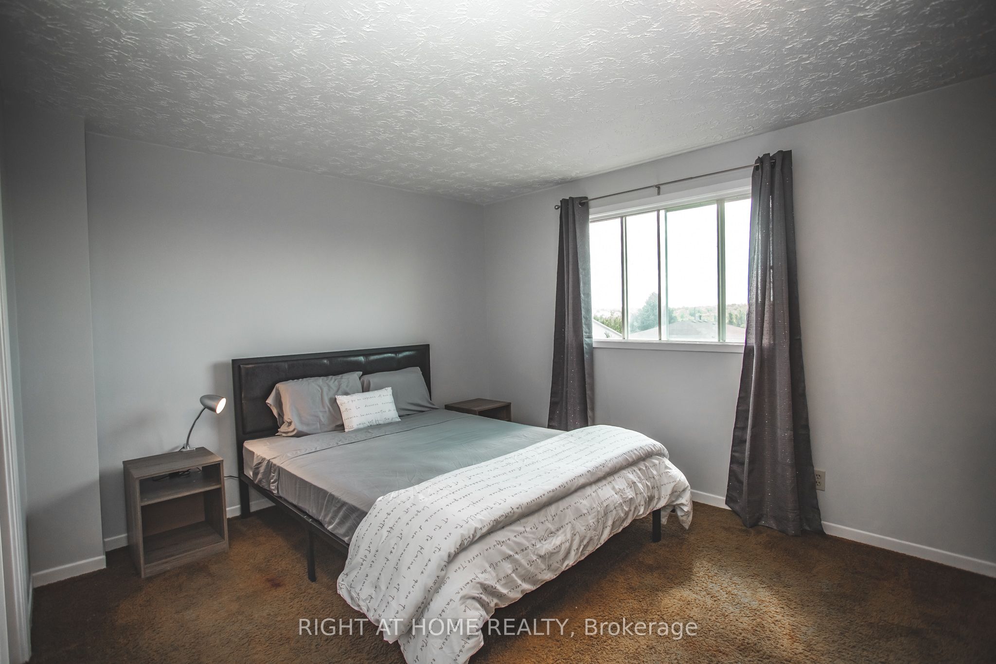 92 Farquhar Place Property Photo 10