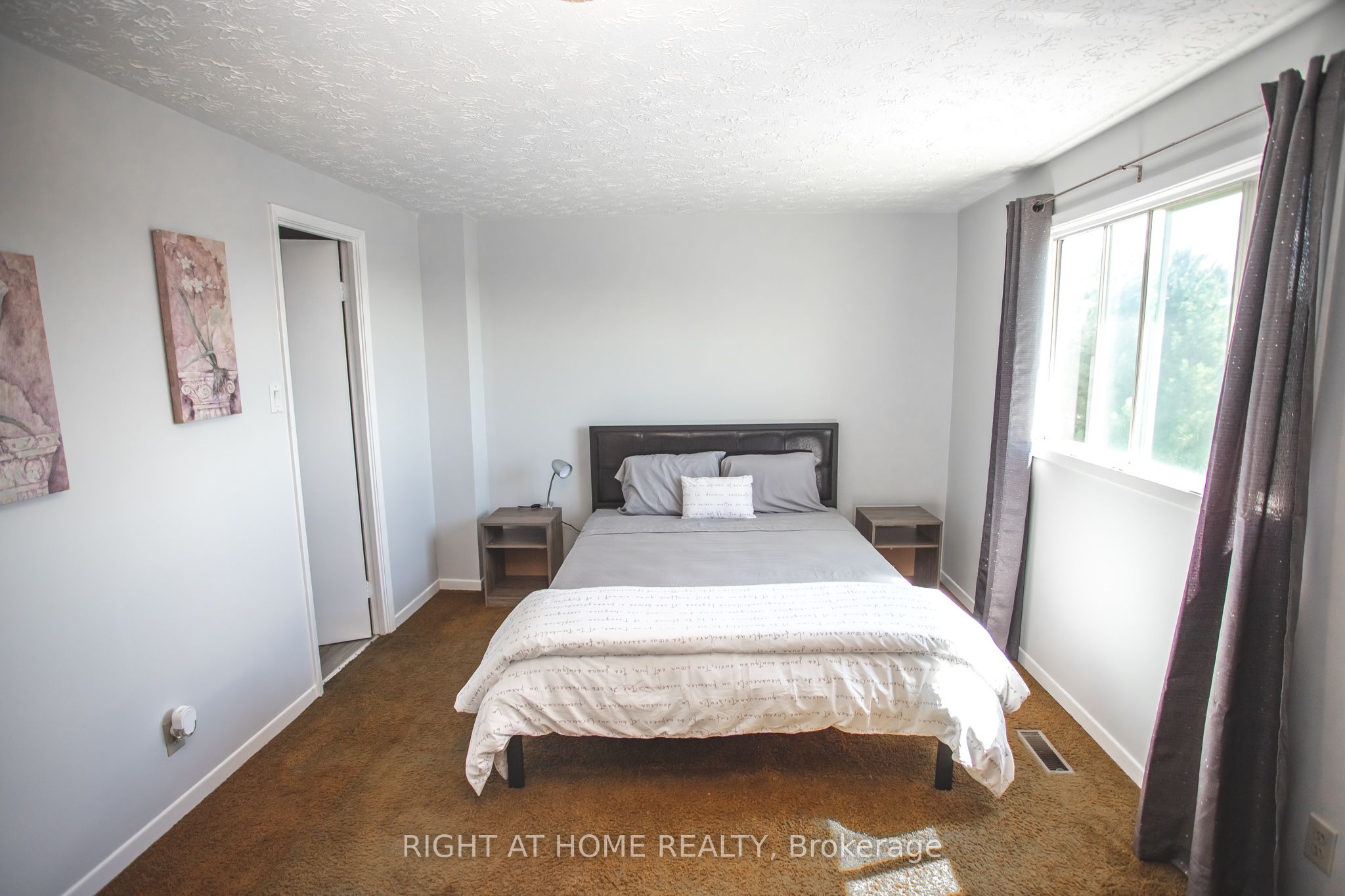 92 Farquhar Place Property Photo 12