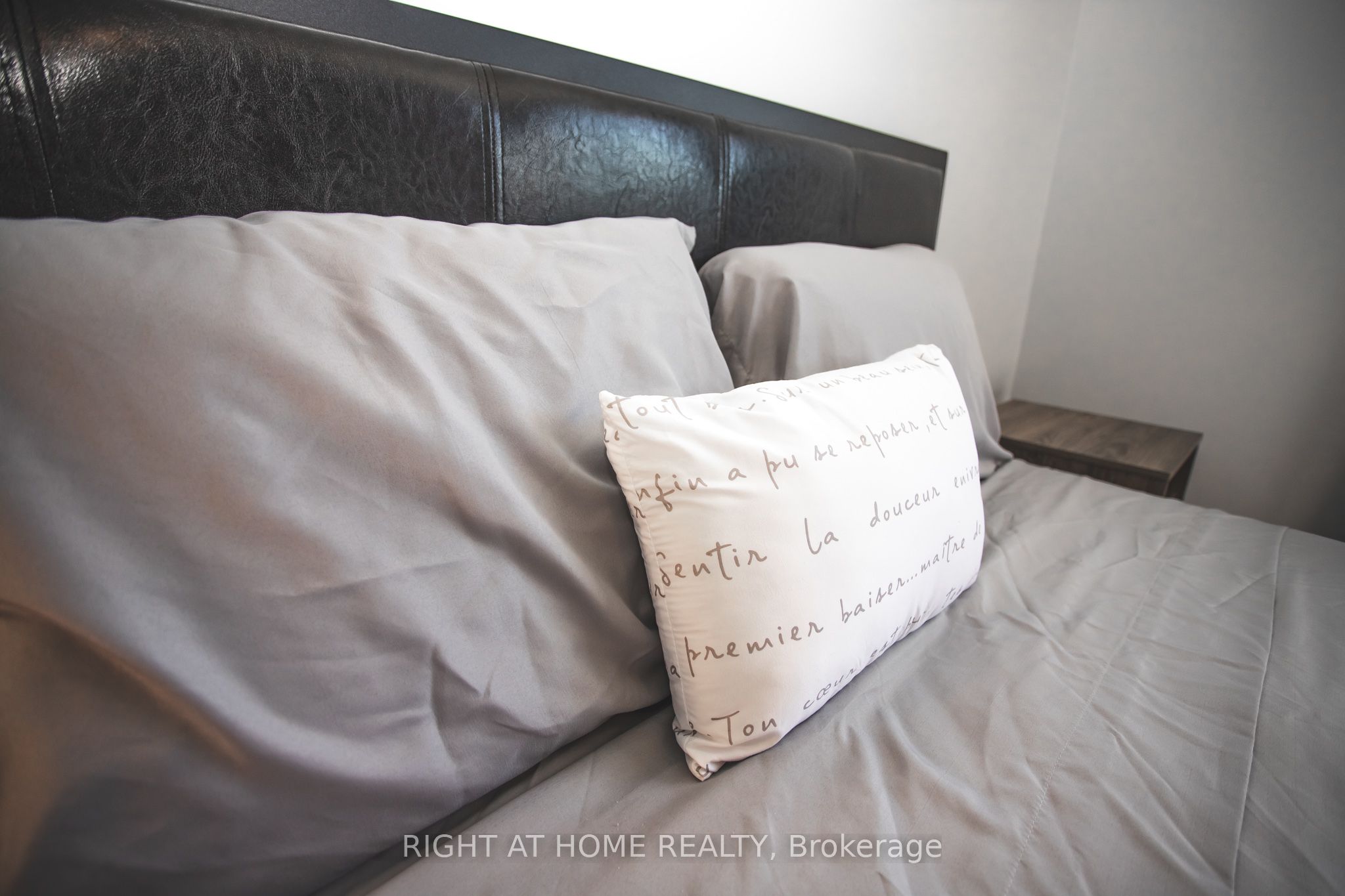 92 Farquhar Place Property Photo 13