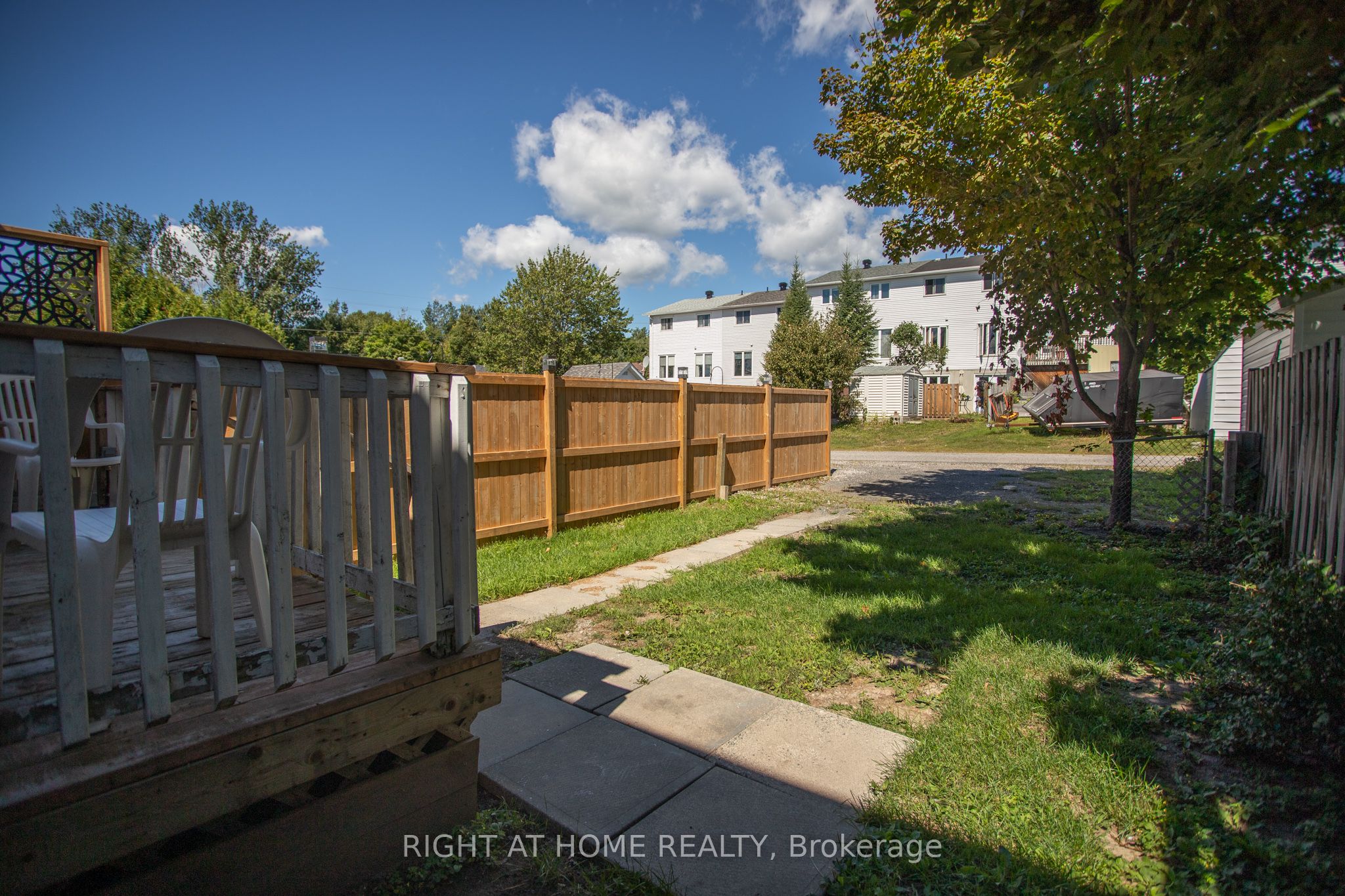 92 Farquhar Place Property Photo 24