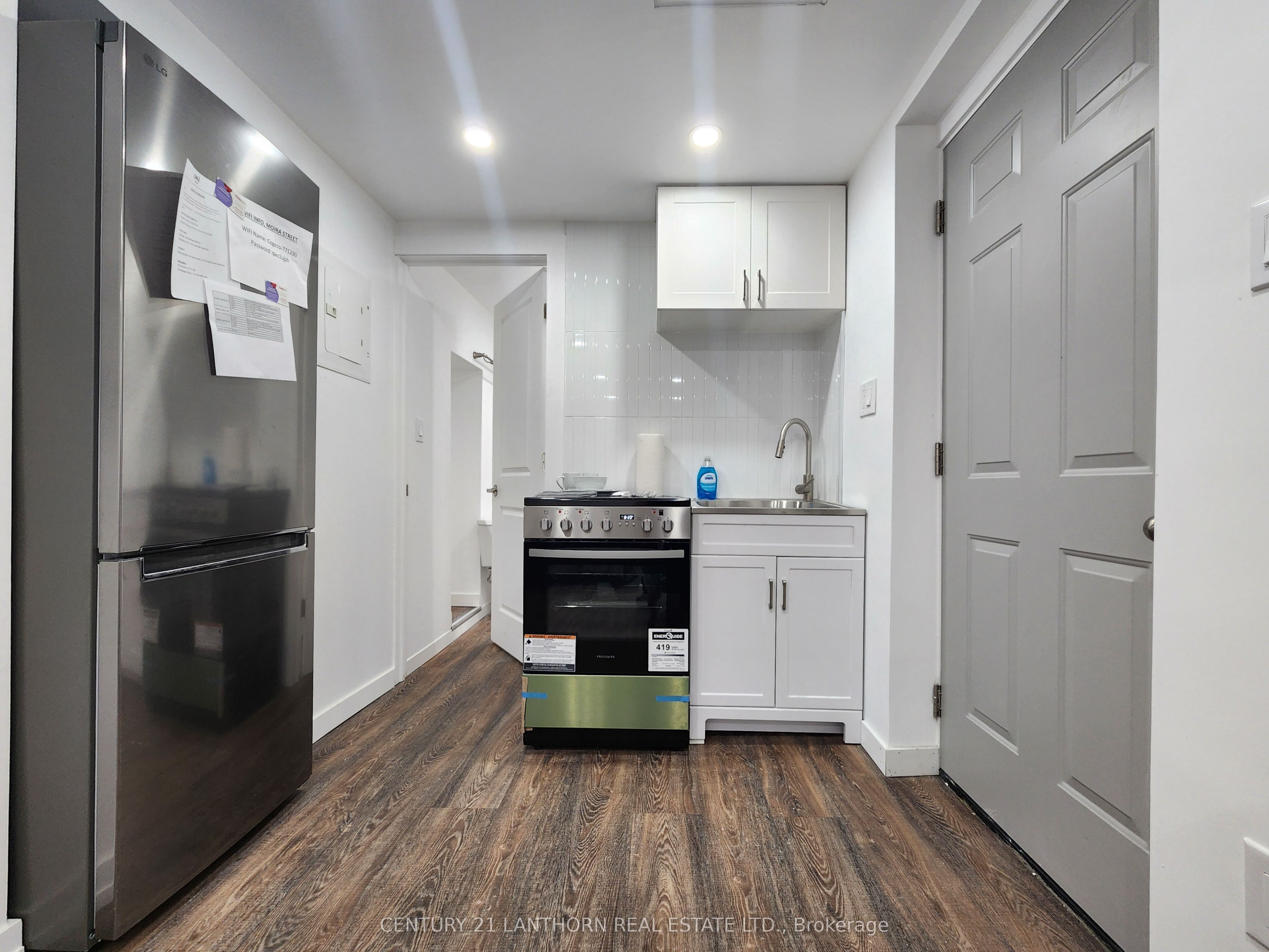 1 Moira Street E Property Photo 7