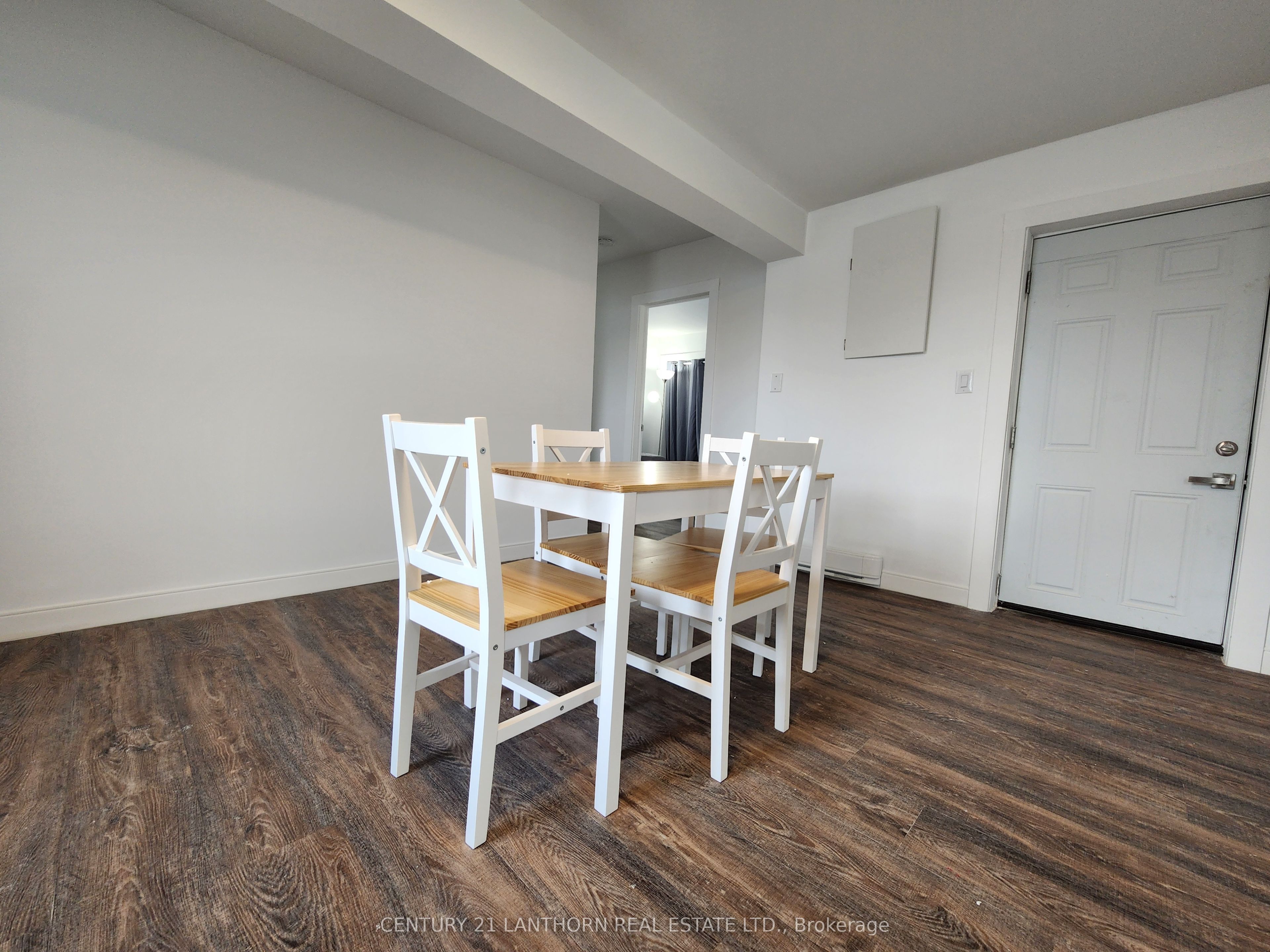 1 Moira Street E Property Photo 16