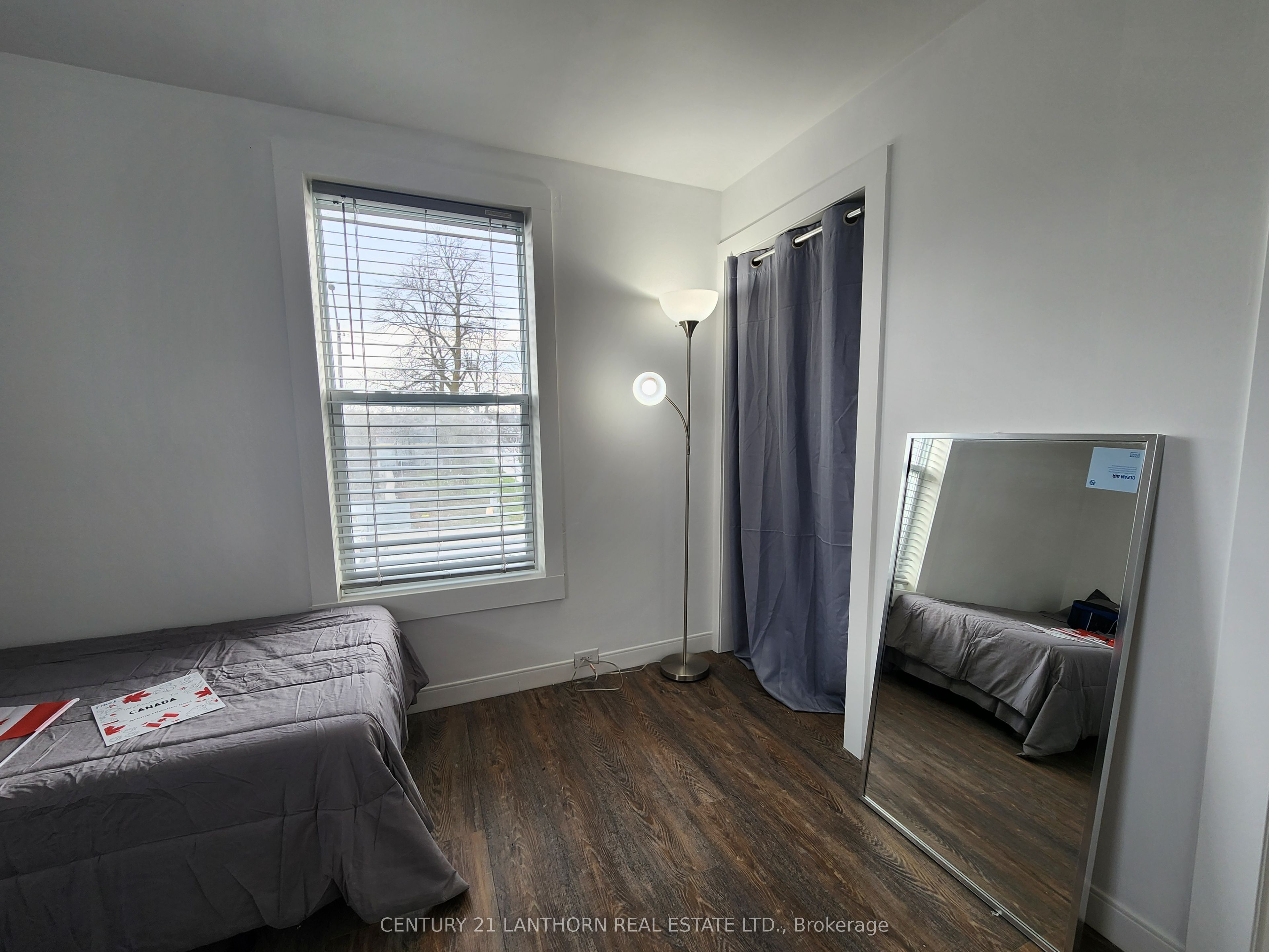1 Moira Street E Property Photo 18