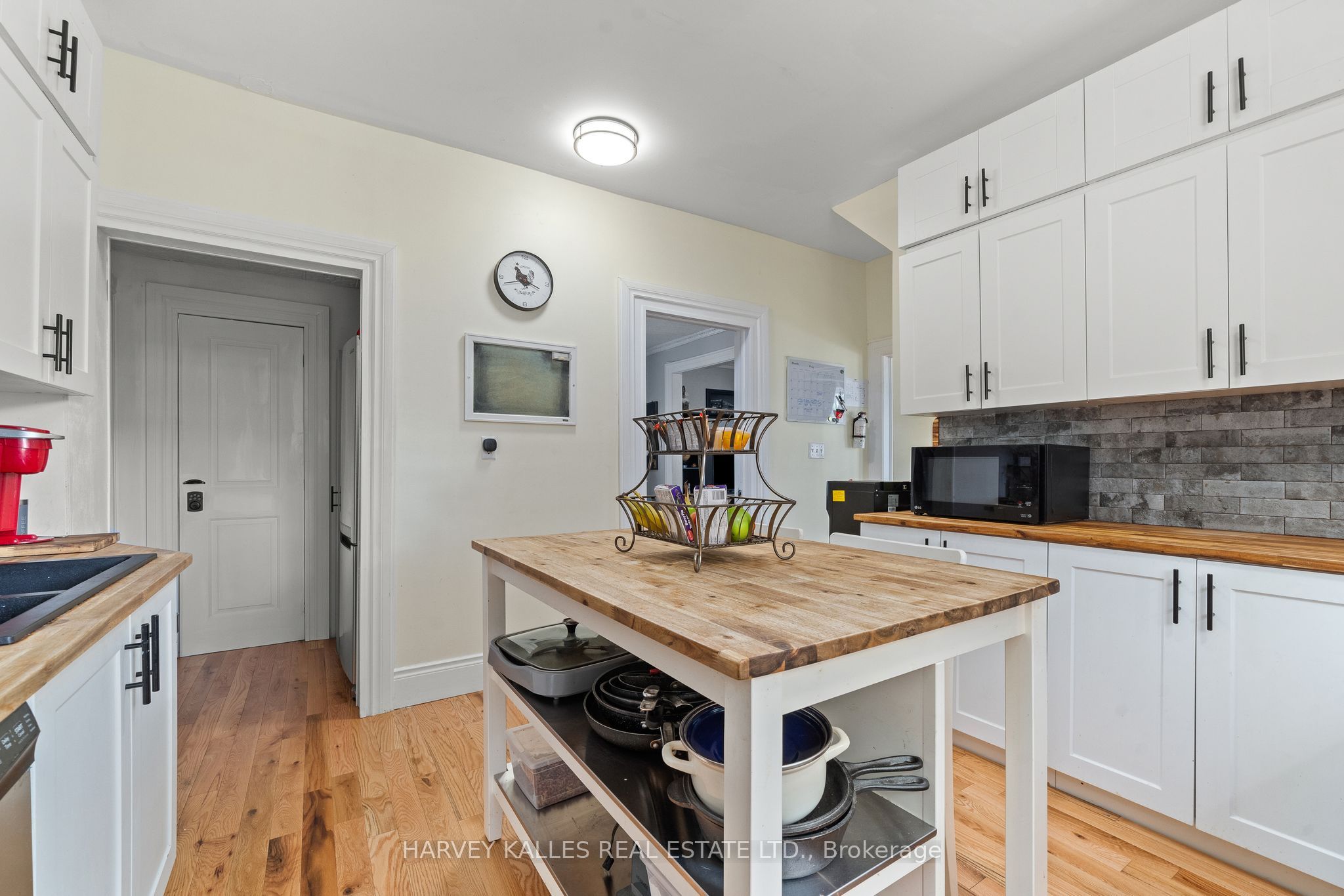 2 Jacksons Lane Property Photo 17