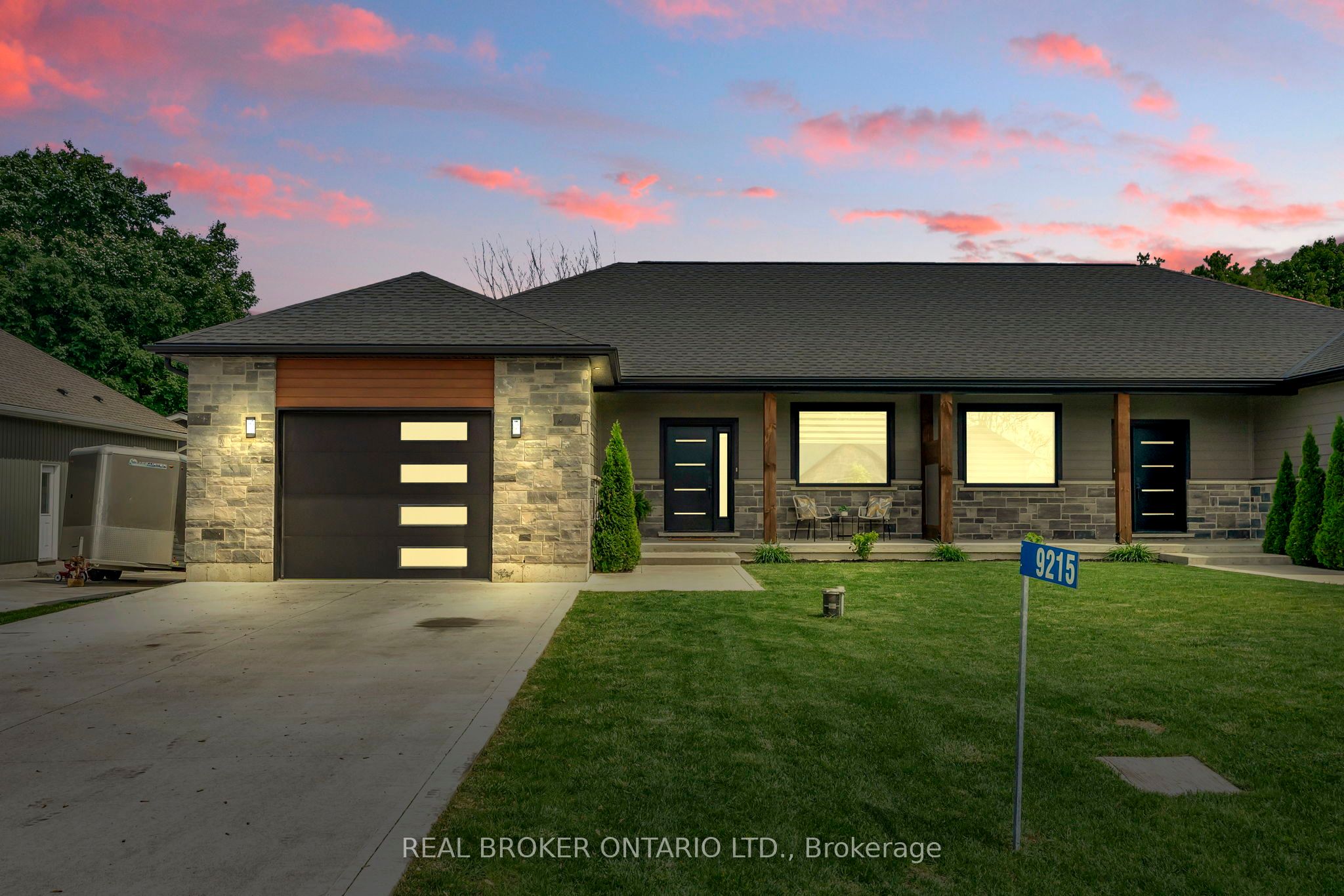 9215 Alward Street Property Photo 1