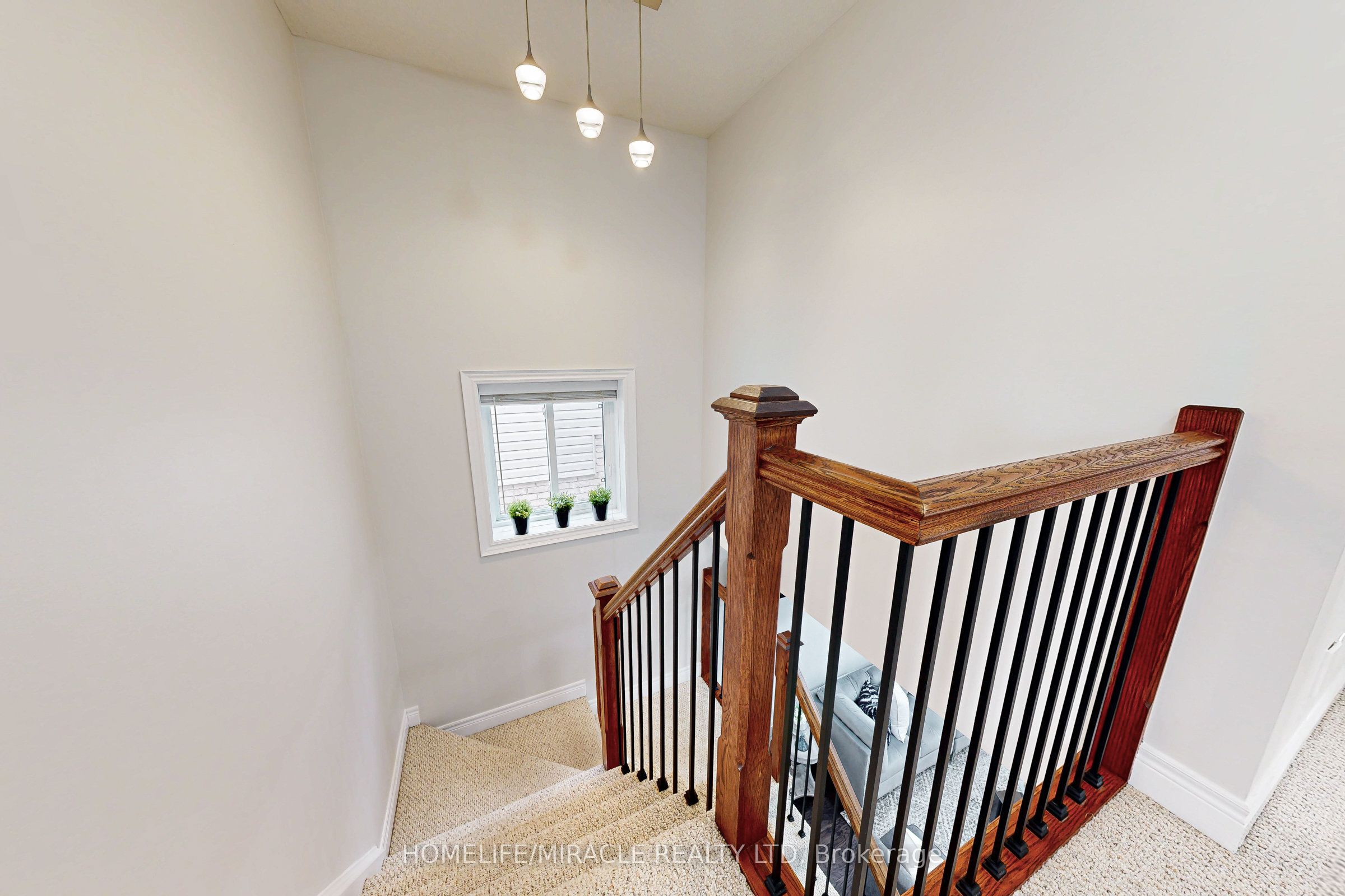 79 Hinrichs Crescent Property Photo 16