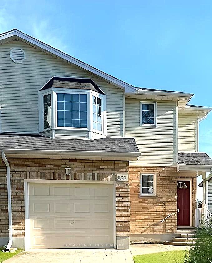 933 Thistledown Way Property Photo 34
