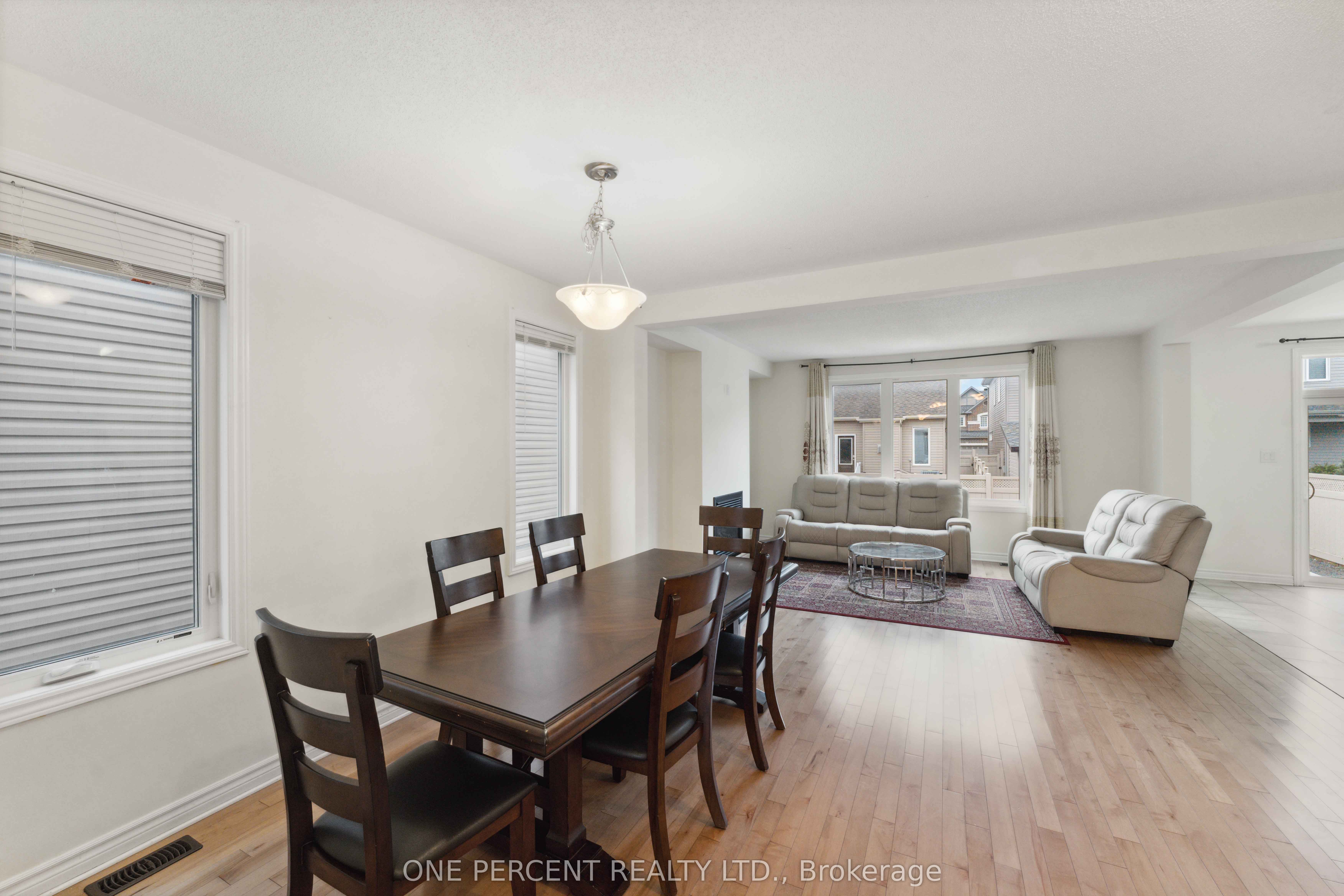 552 Genevriers Street Property Photo 5