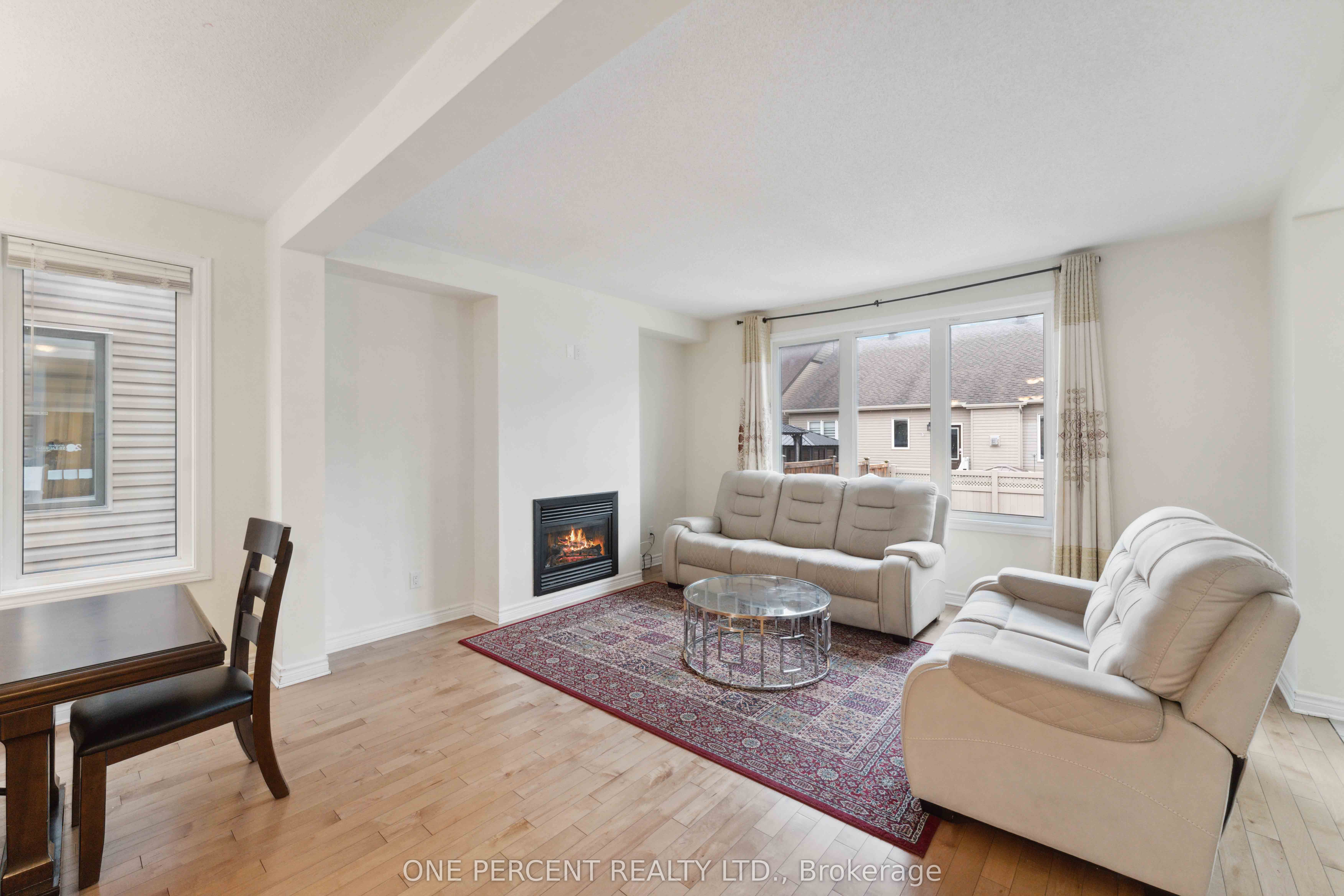 552 Genevriers Street Property Photo 6