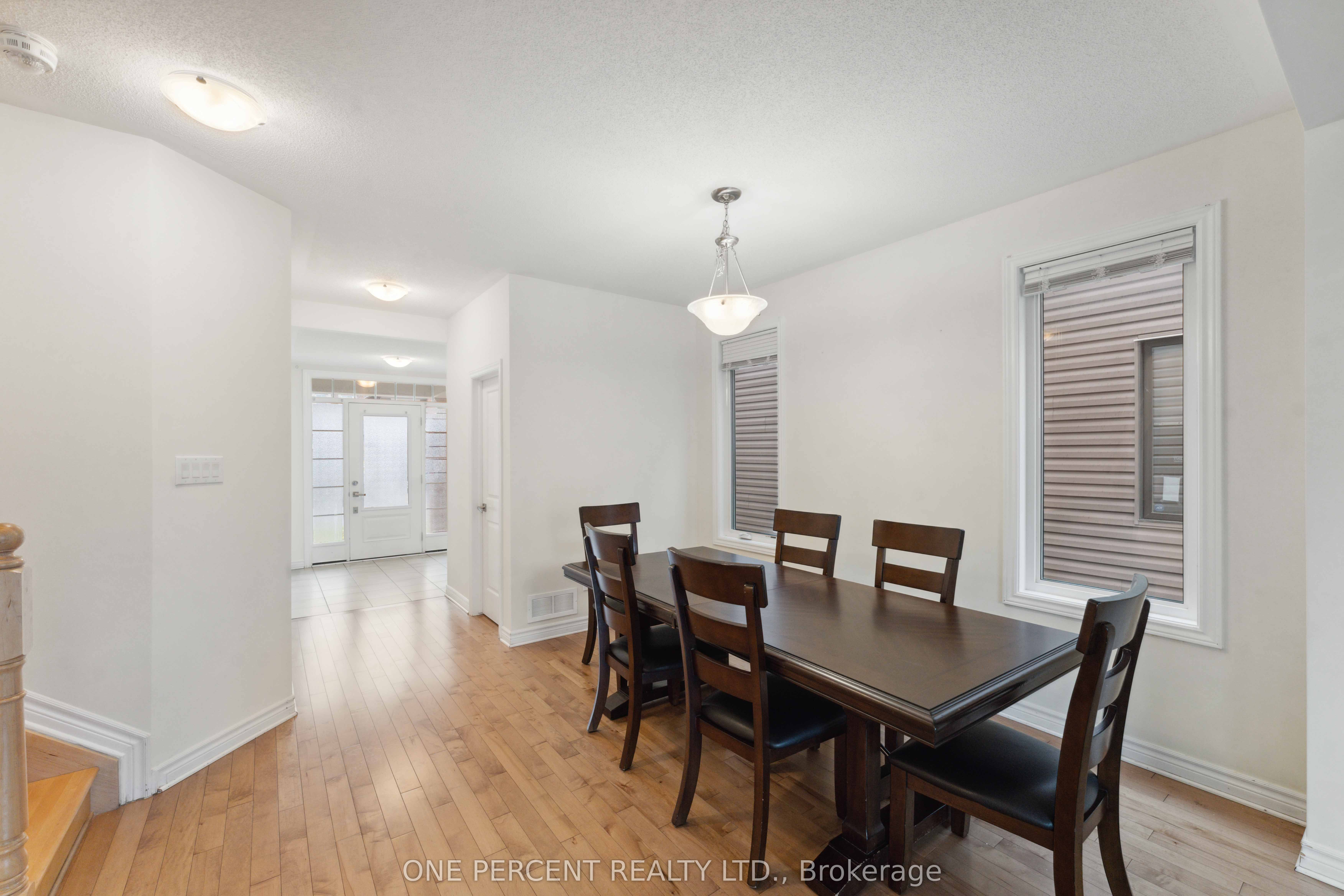 552 Genevriers Street Property Photo 8
