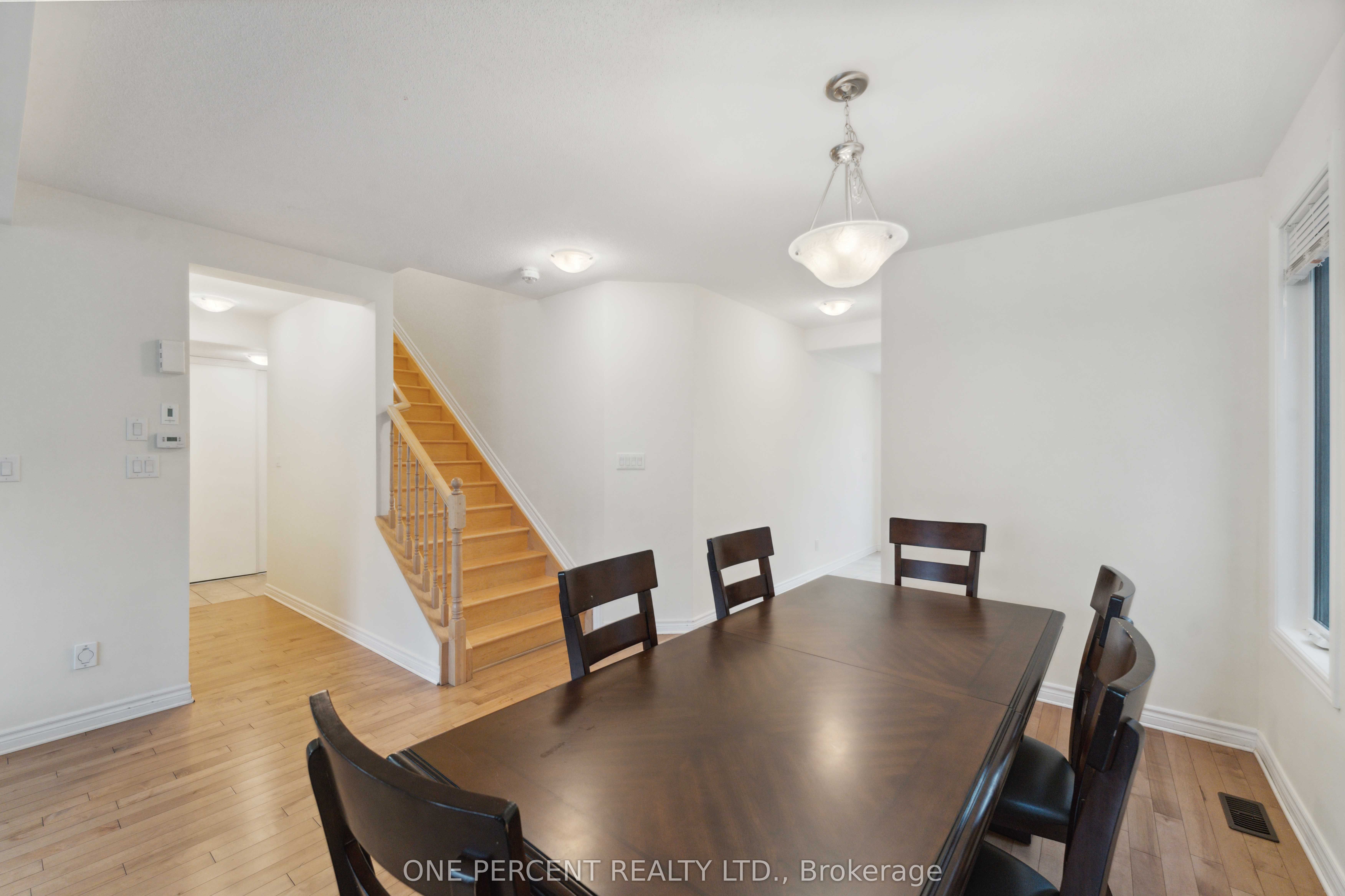 552 Genevriers Street Property Photo 9