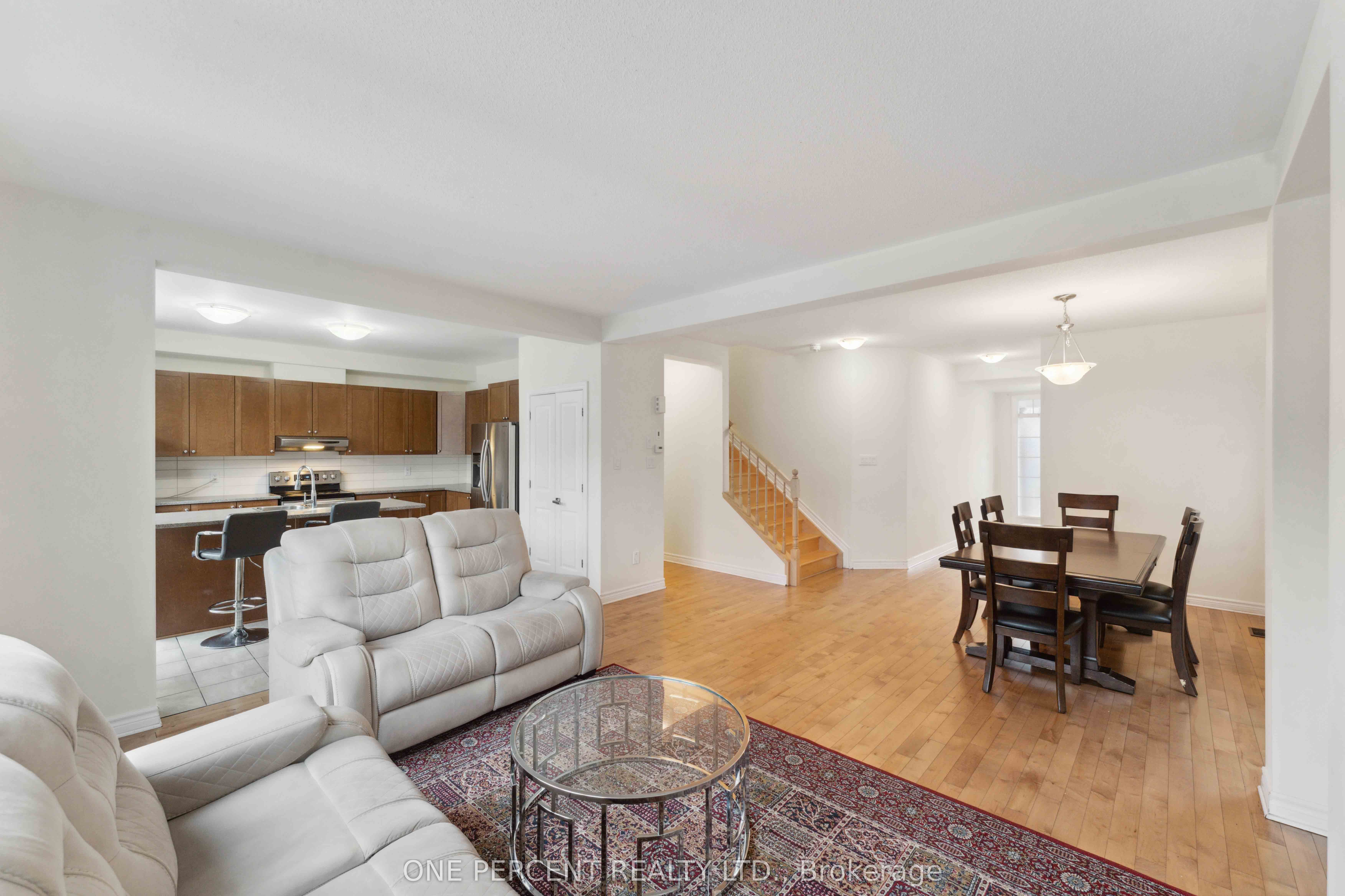 552 Genevriers Street Property Photo 10