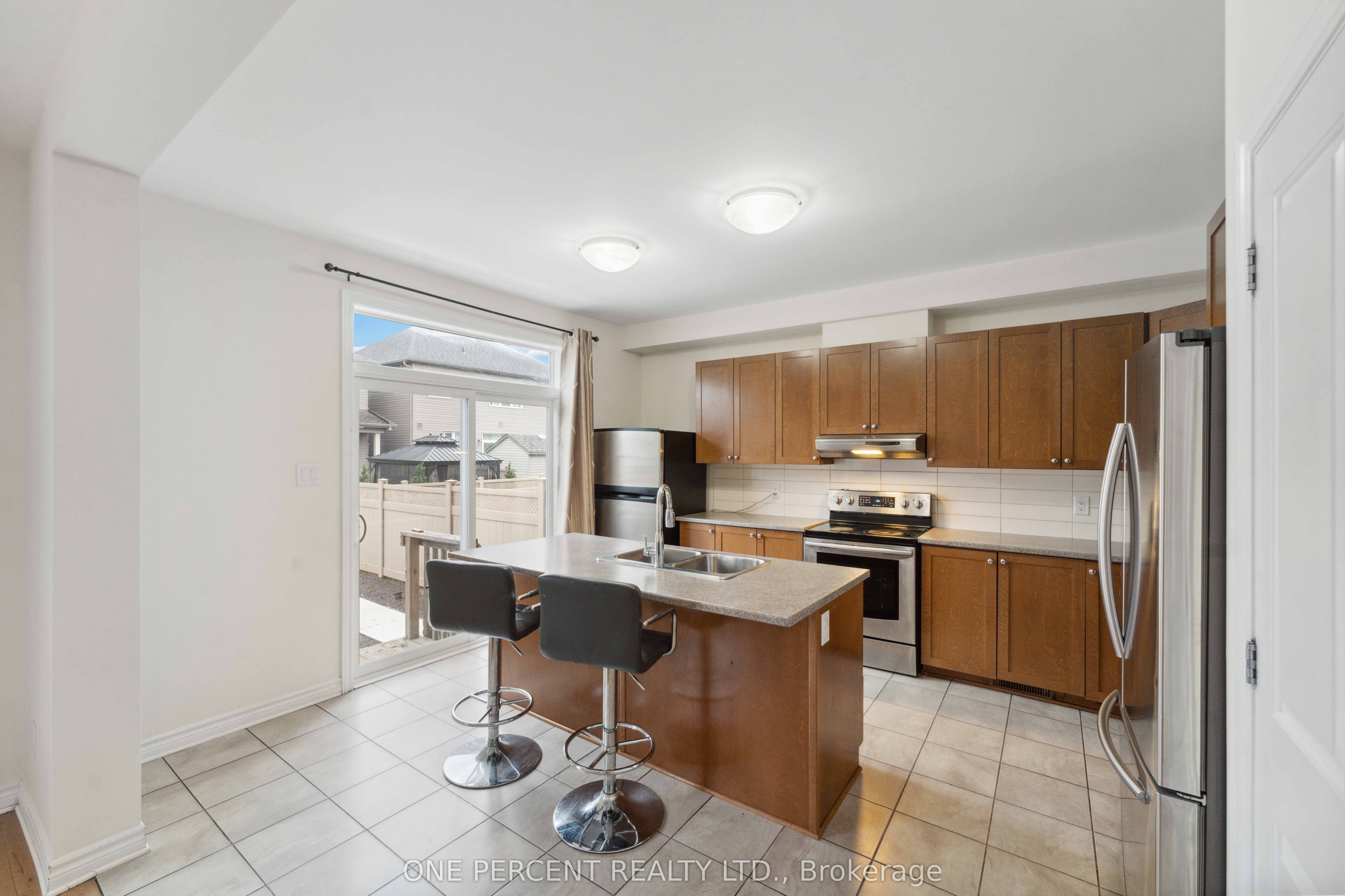 552 Genevriers Street Property Photo 13