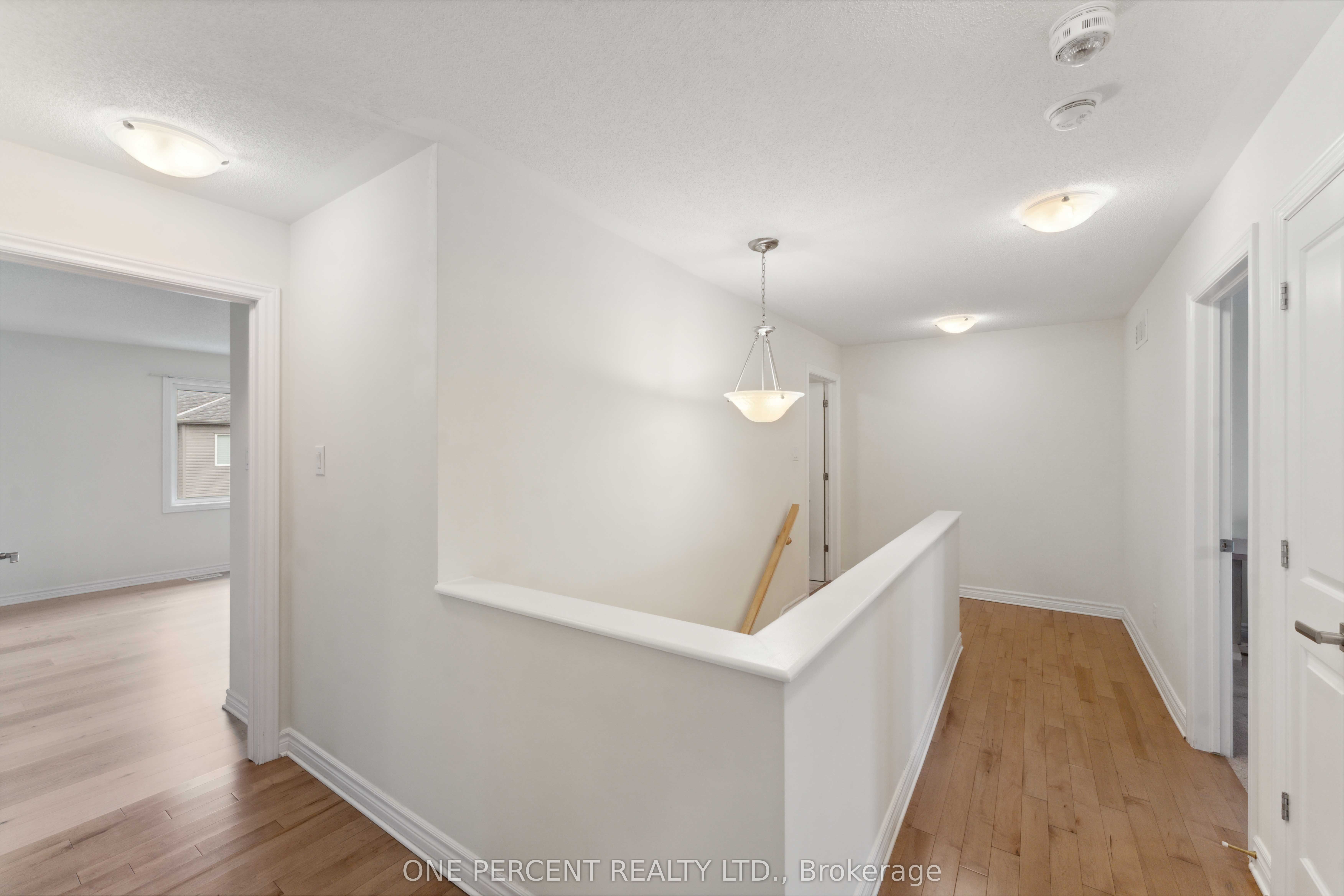 552 Genevriers Street Property Photo 20