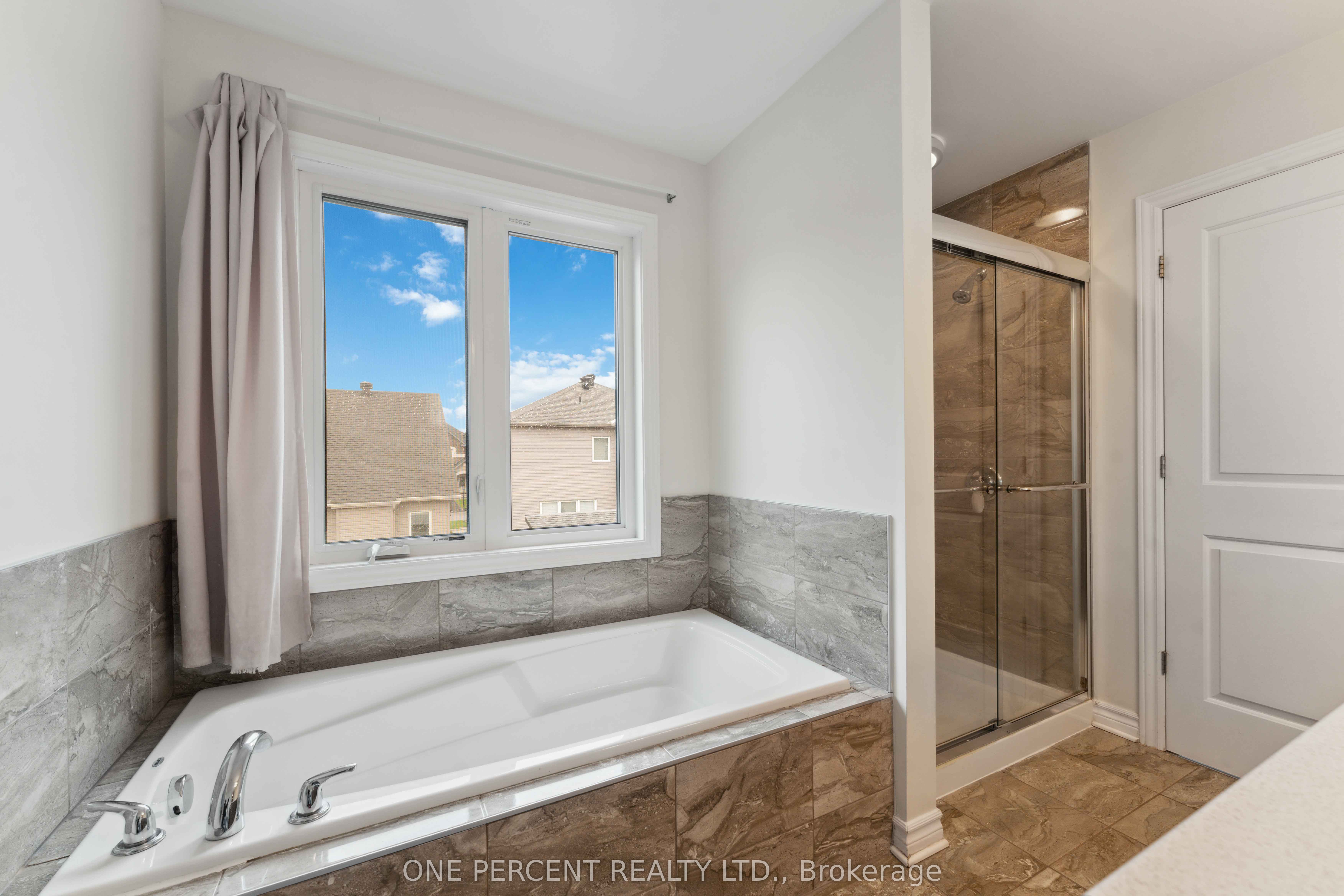 552 Genevriers Street Property Photo 25