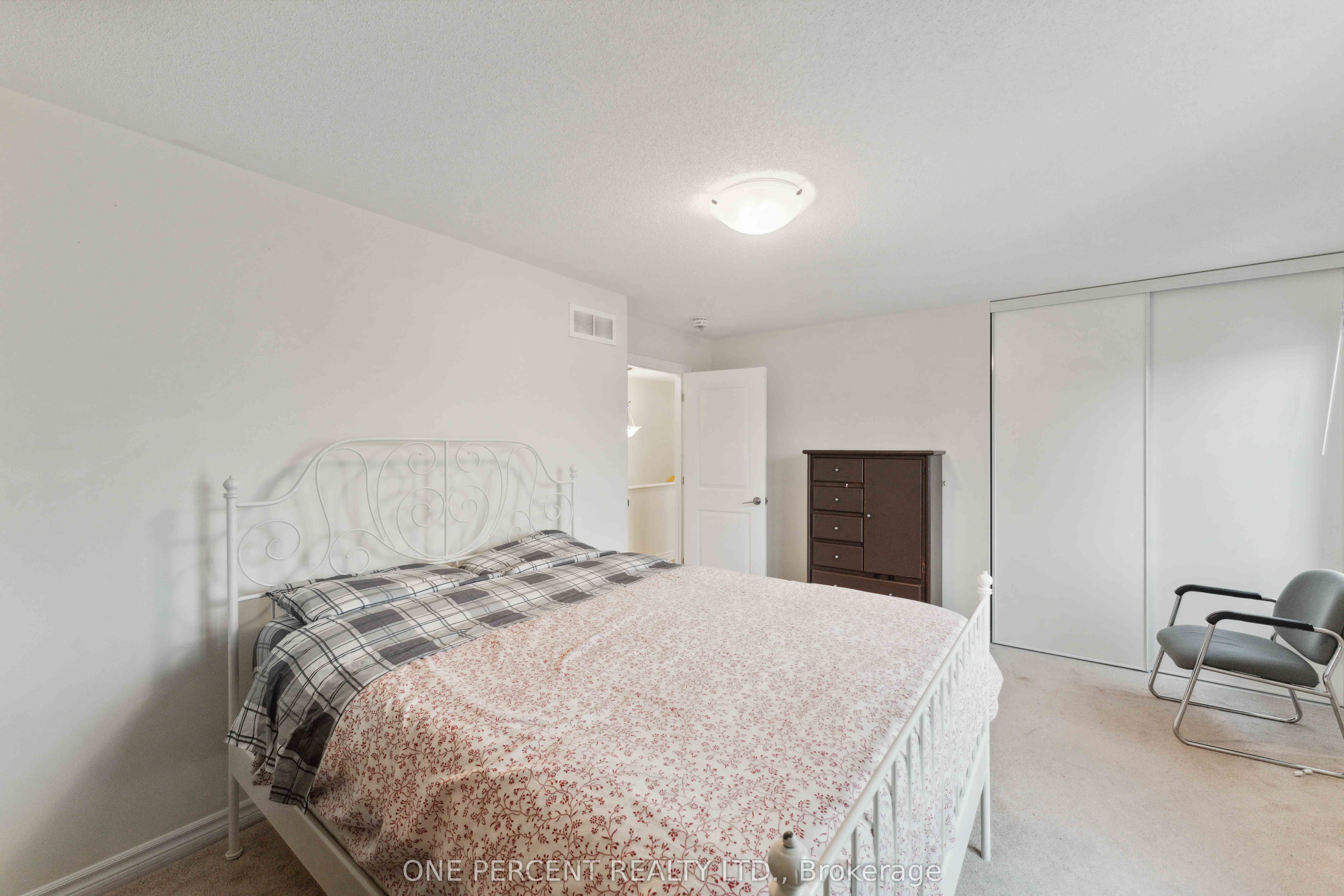 552 Genevriers Street Property Photo 30