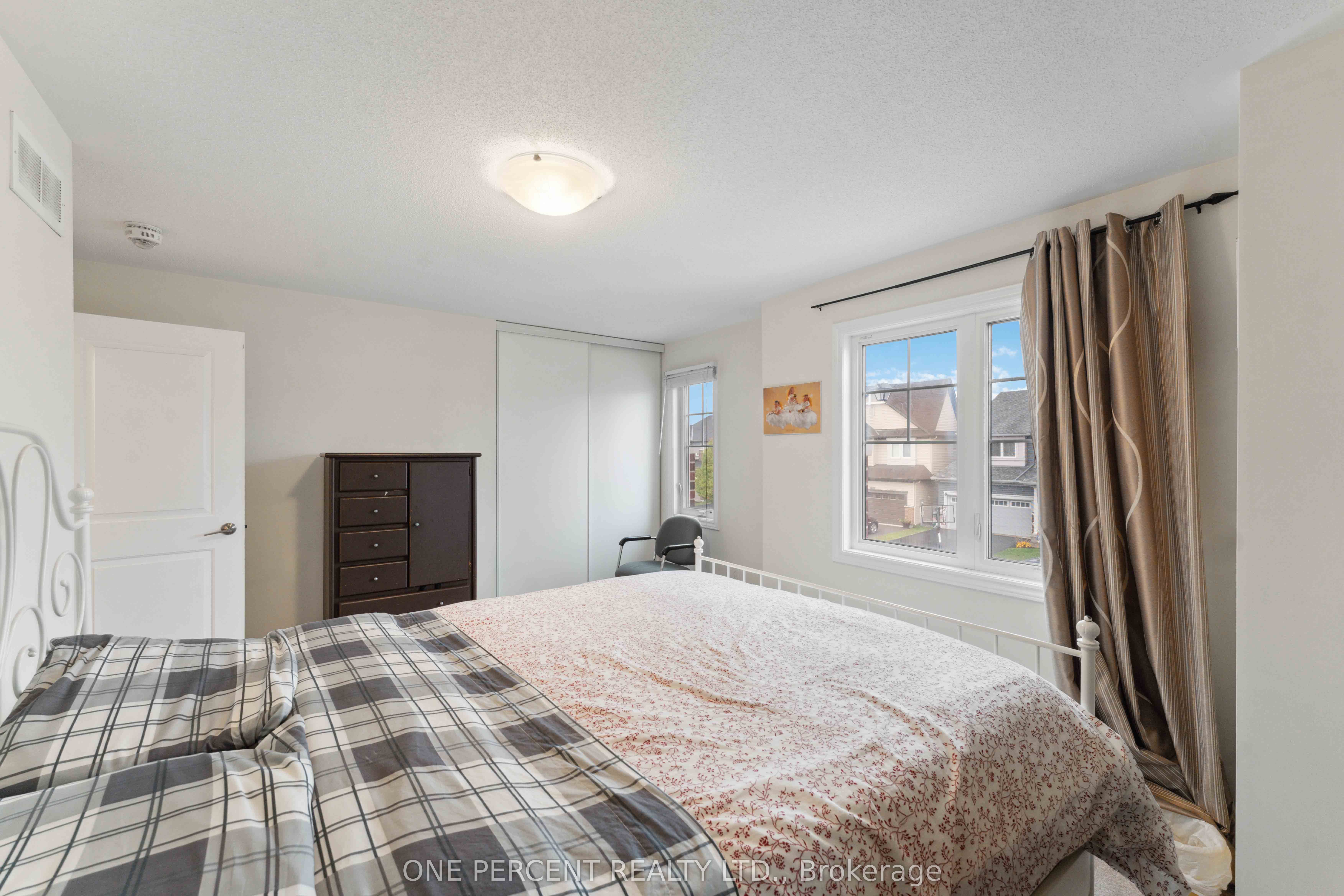 552 Genevriers Street Property Photo 31