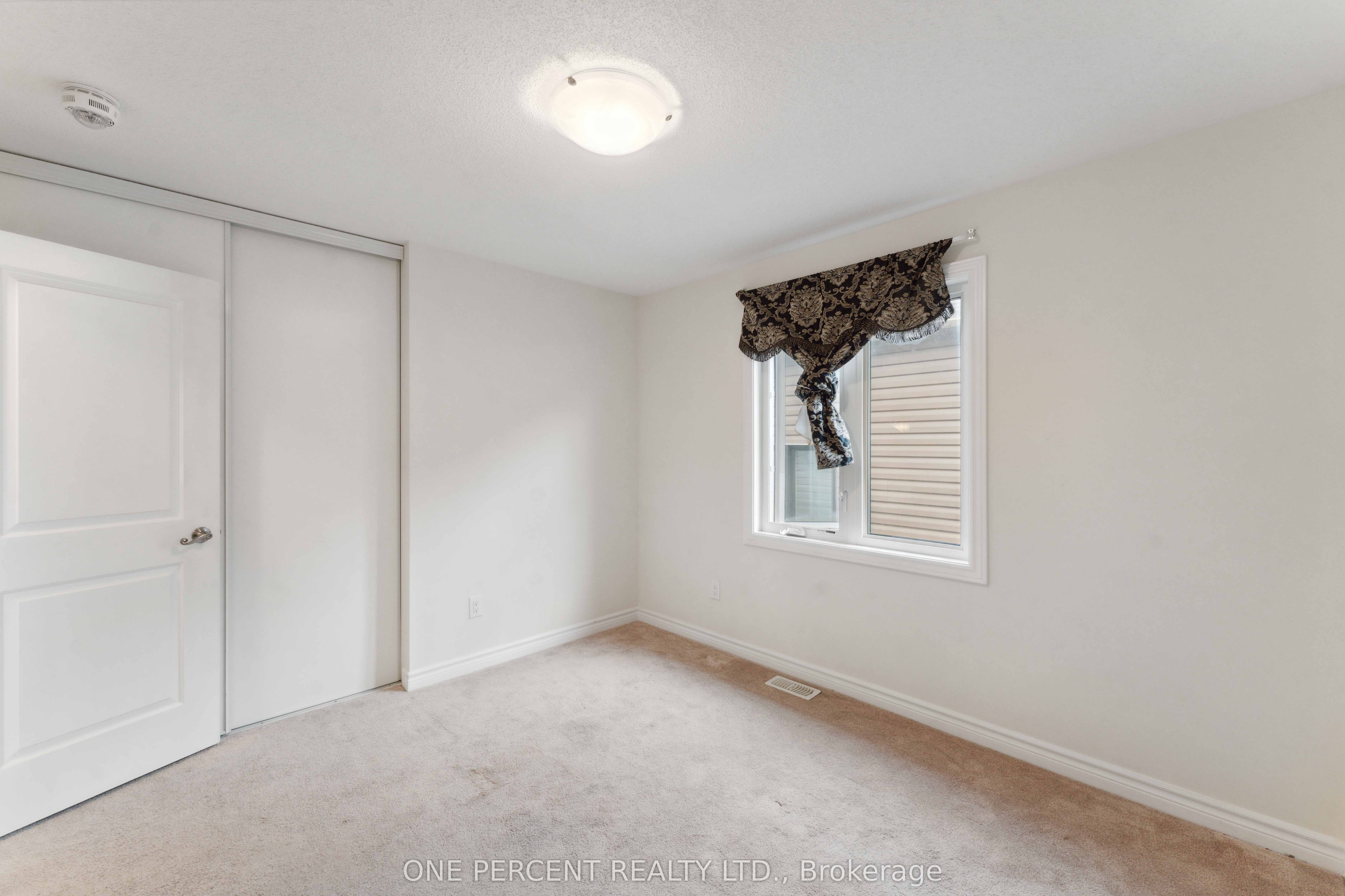 552 Genevriers Street Property Photo 35