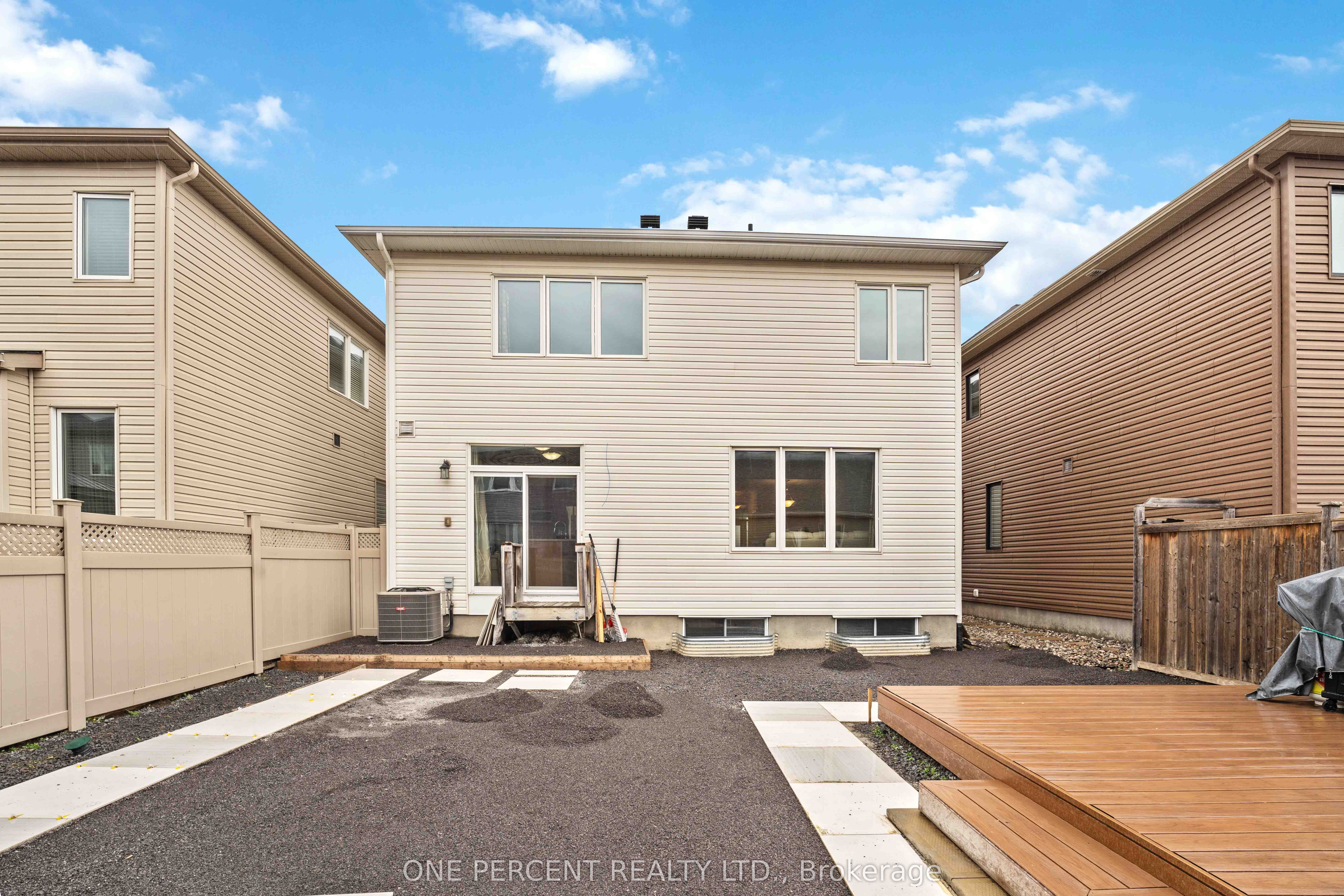552 Genevriers Street Property Photo 40