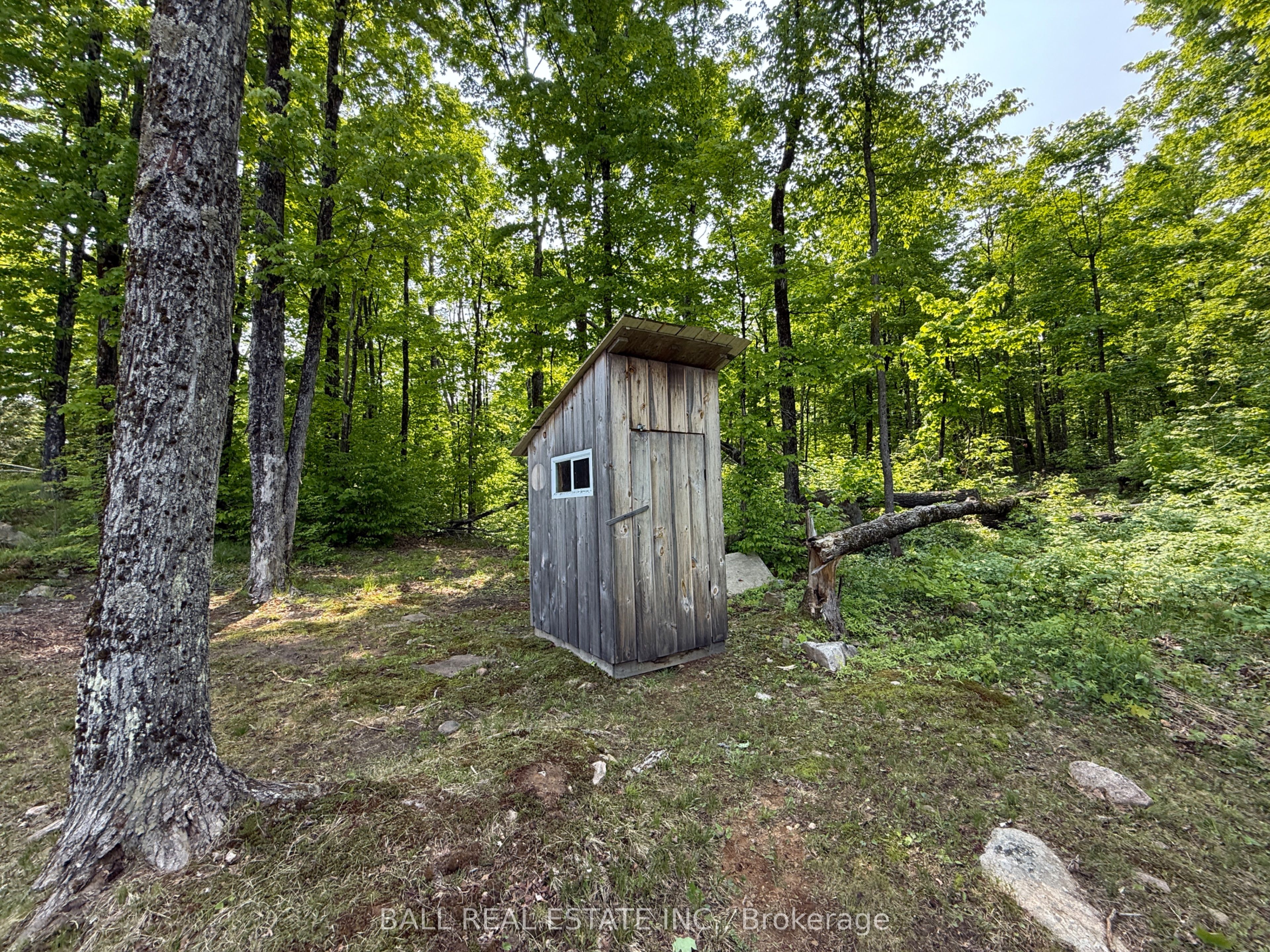 1854 The South Road Property Photo 4