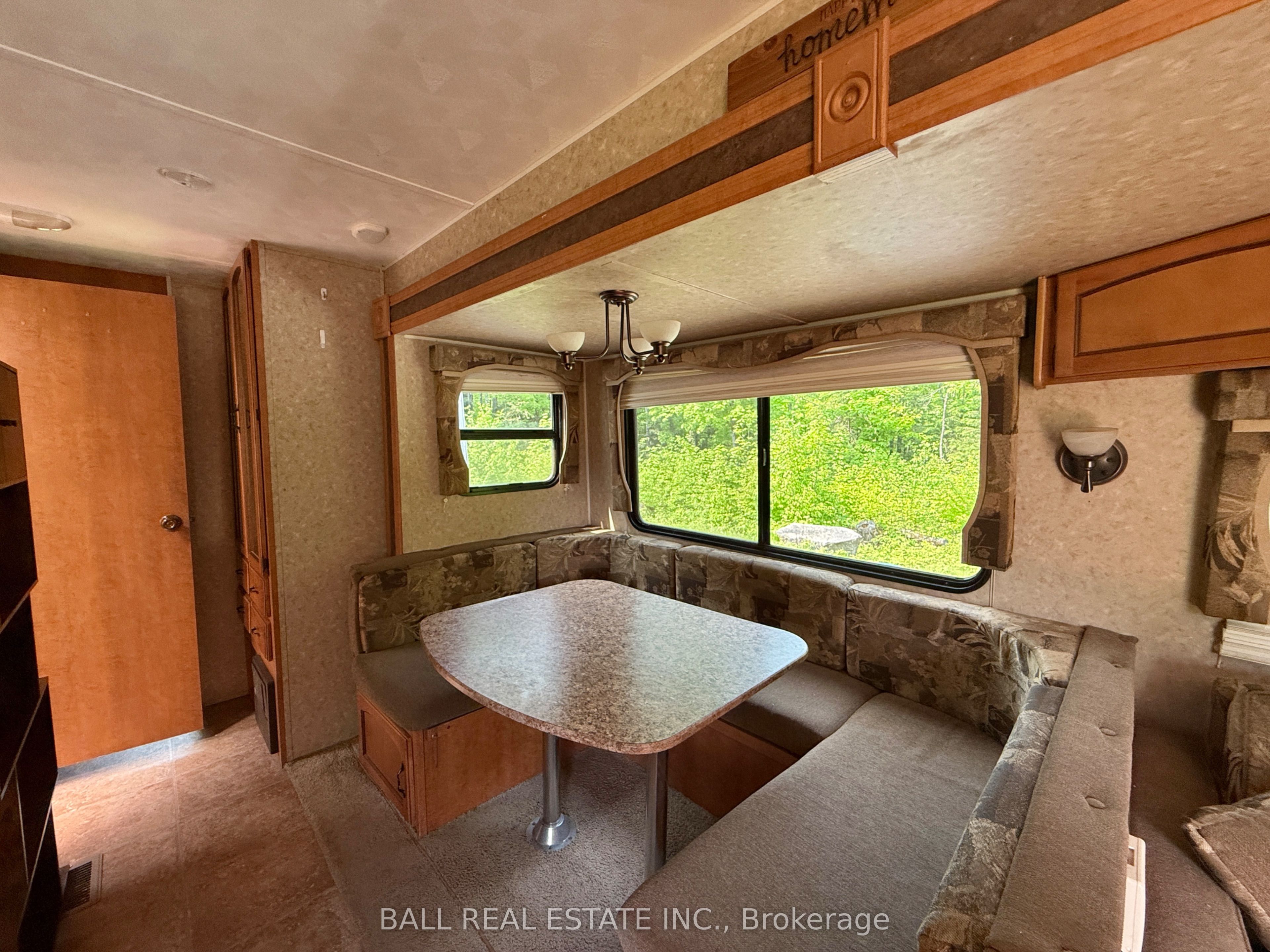 1854 The South Road Property Photo 13
