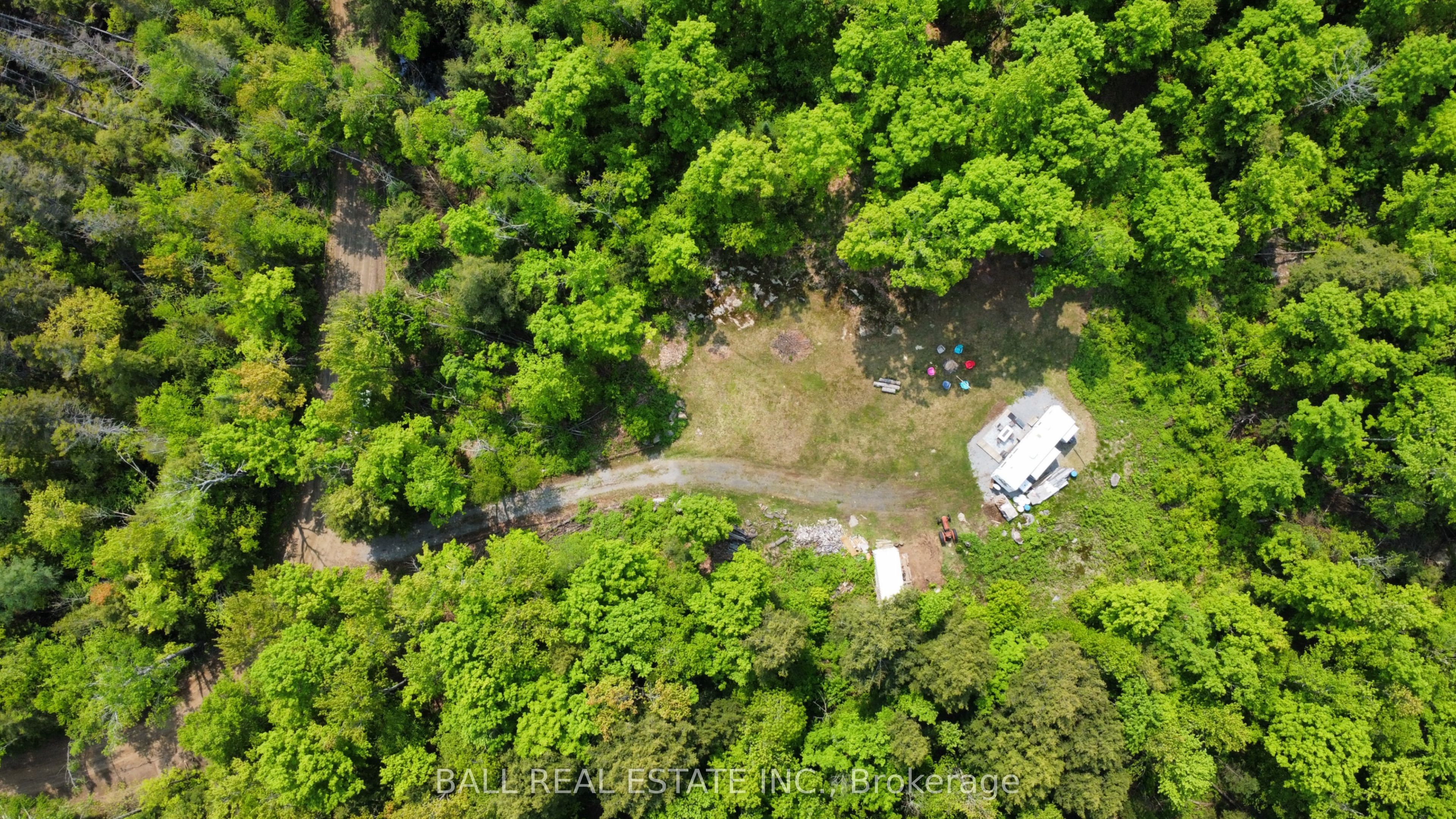 1854 The South Road Property Photo 27