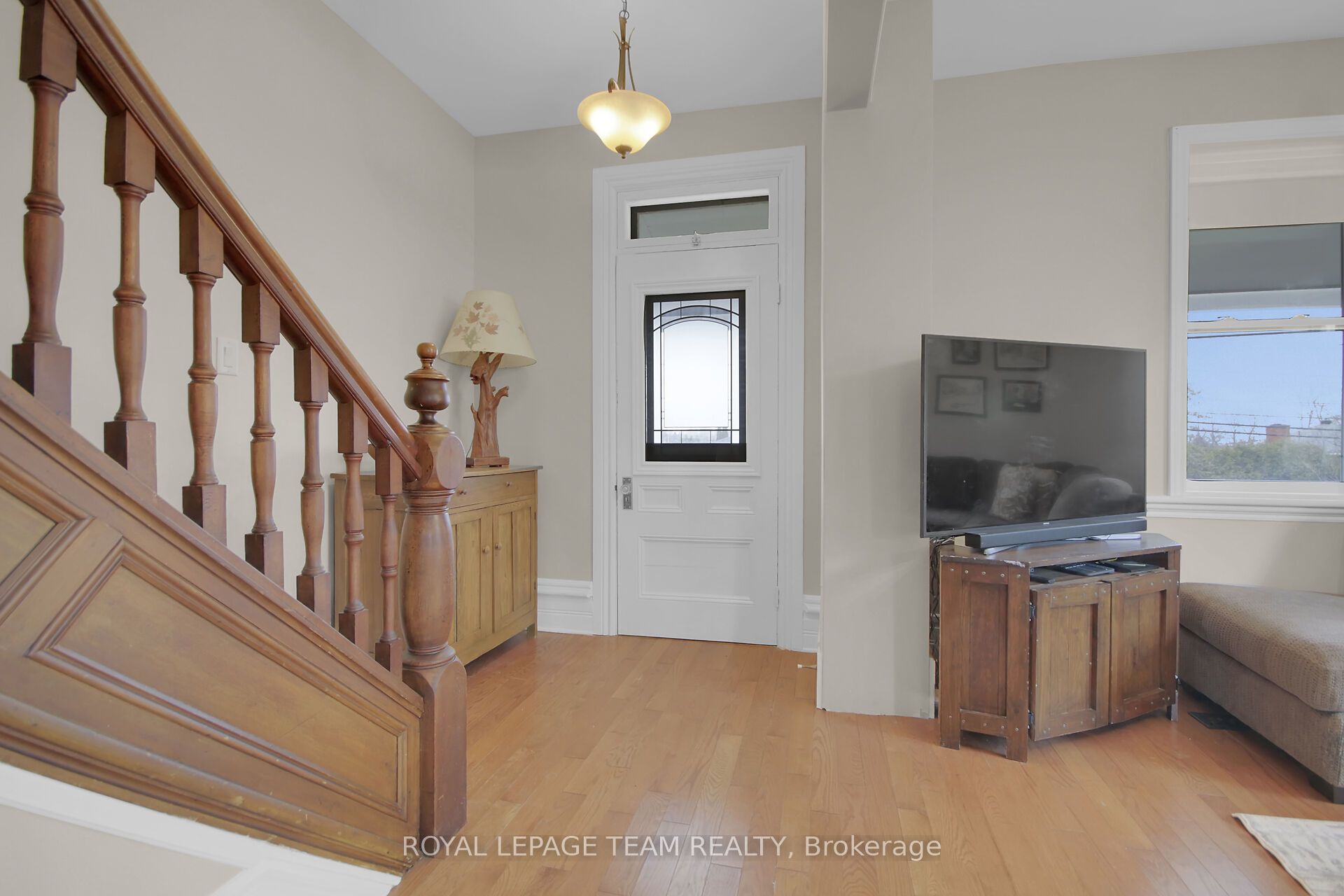 1456 Meadow Drive Property Photo 5