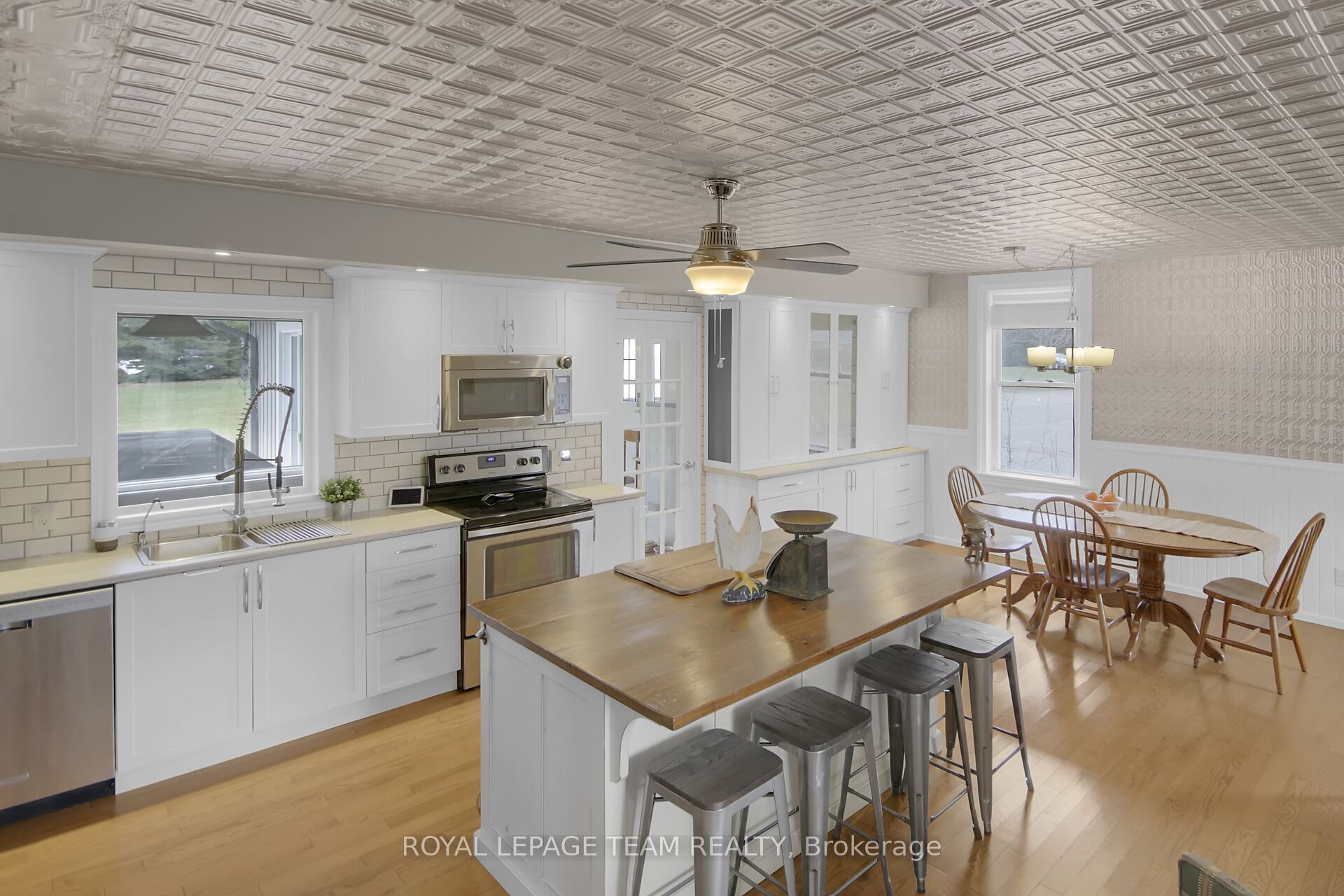 1456 Meadow Drive Property Photo 14