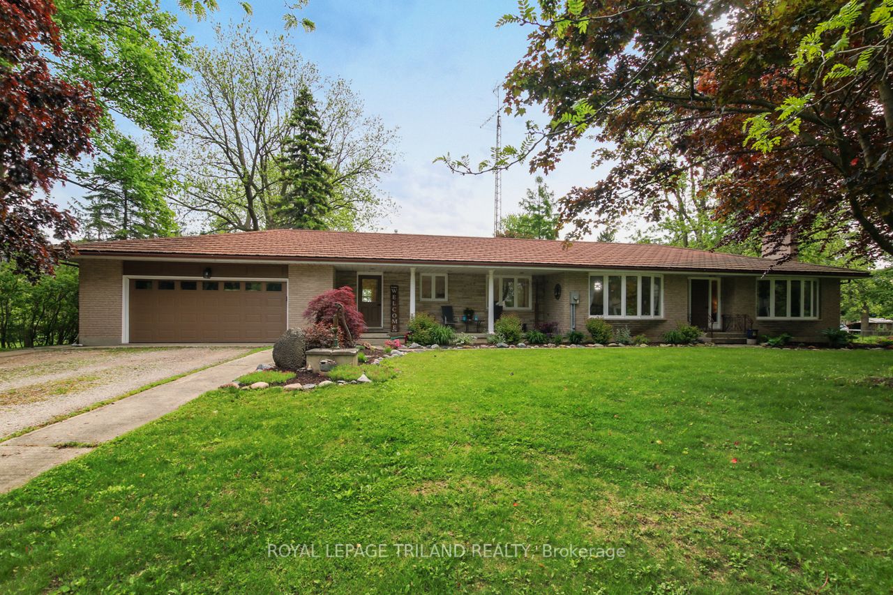 9460 Currie Road Property Photo 1