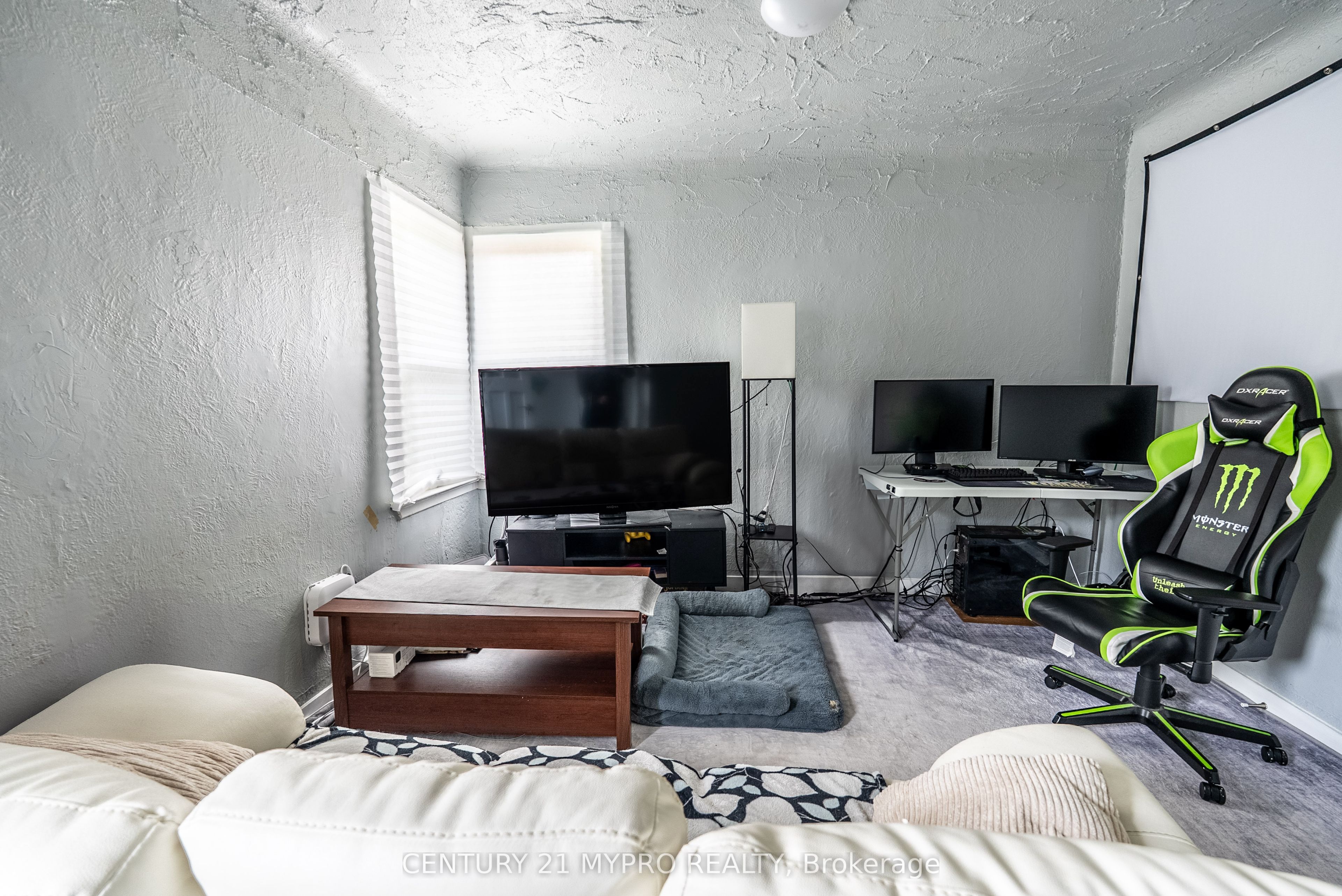 22 Whittaker Street Property Photo 33