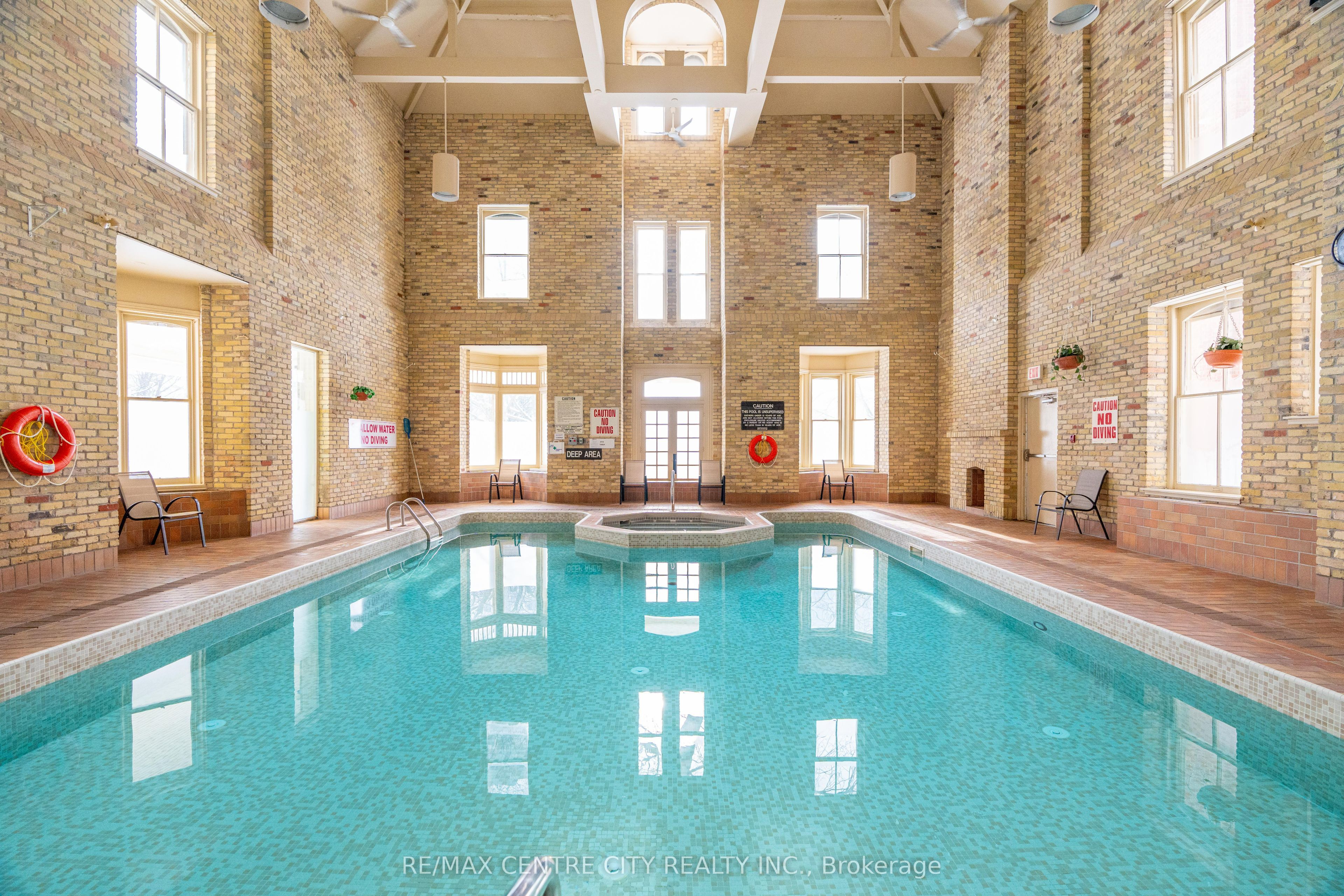 460 Wellington Street 309 Property Photo 20