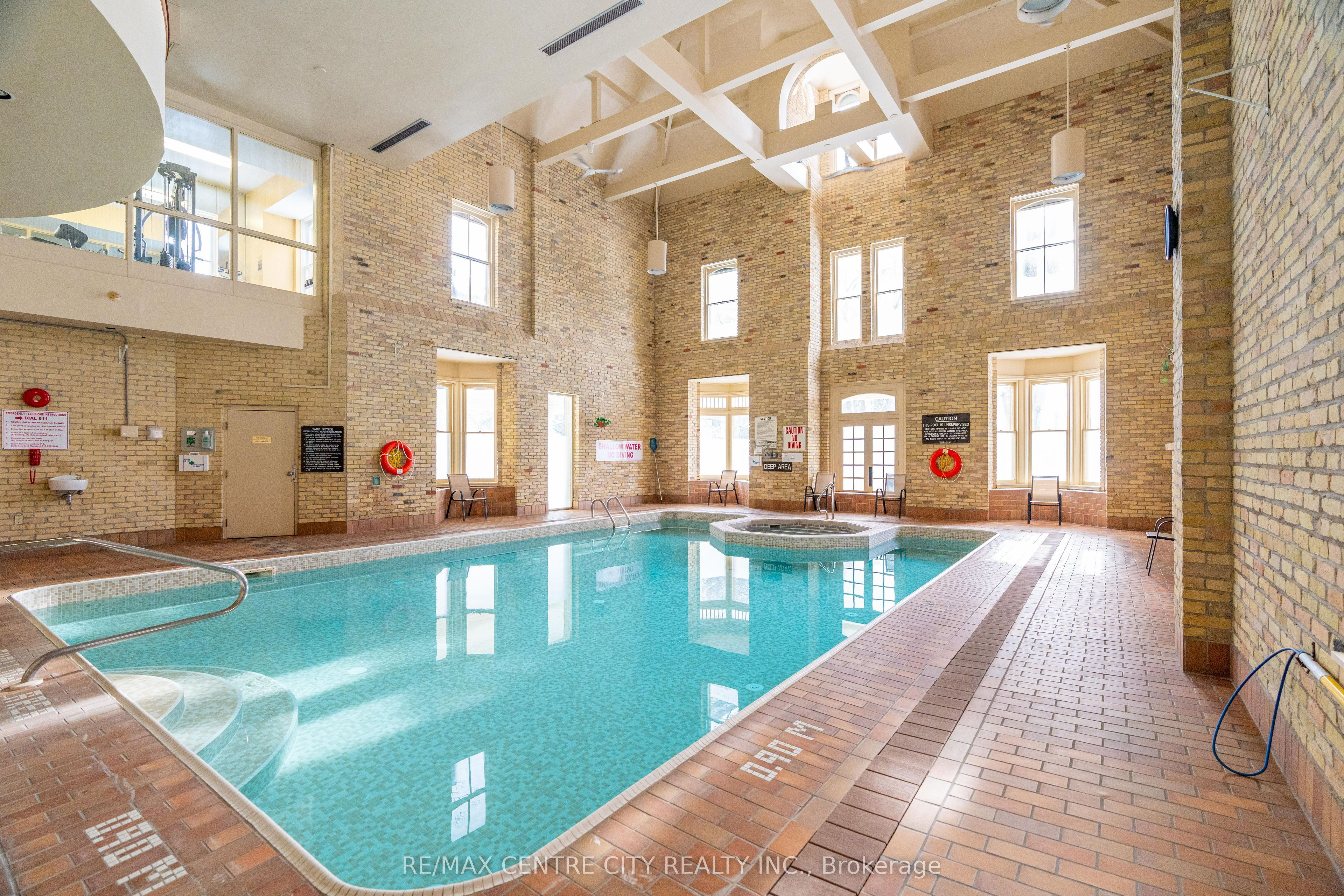 460 Wellington Street 309 Property Photo 21