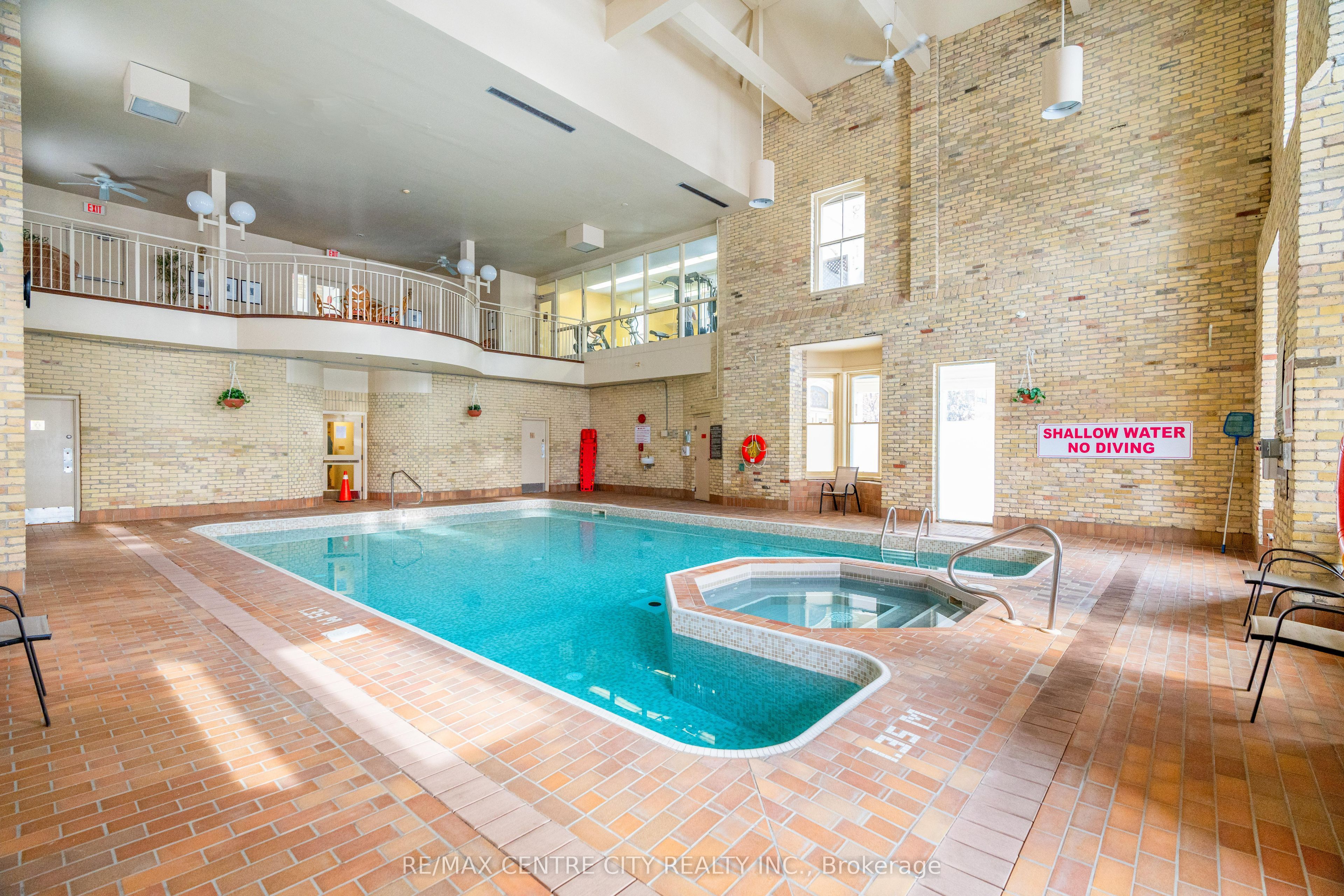 460 Wellington Street 309 Property Photo 22