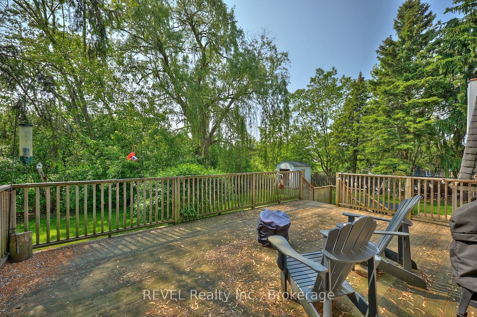 877 Daytona Drive N Property Photo 17